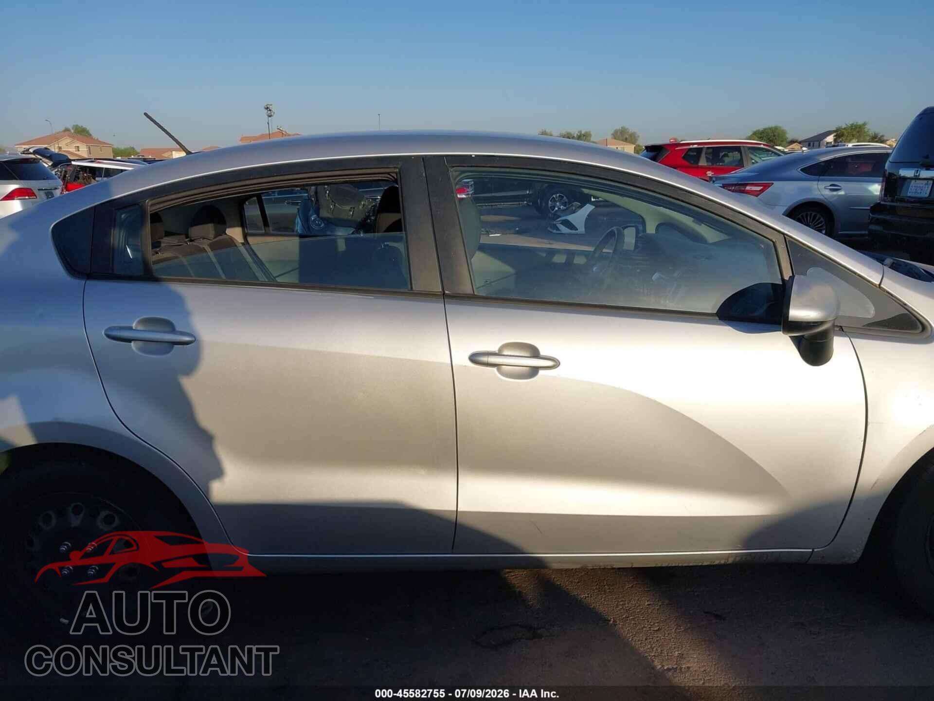 KIA RIO 2016 - KNADM4A32G6548186