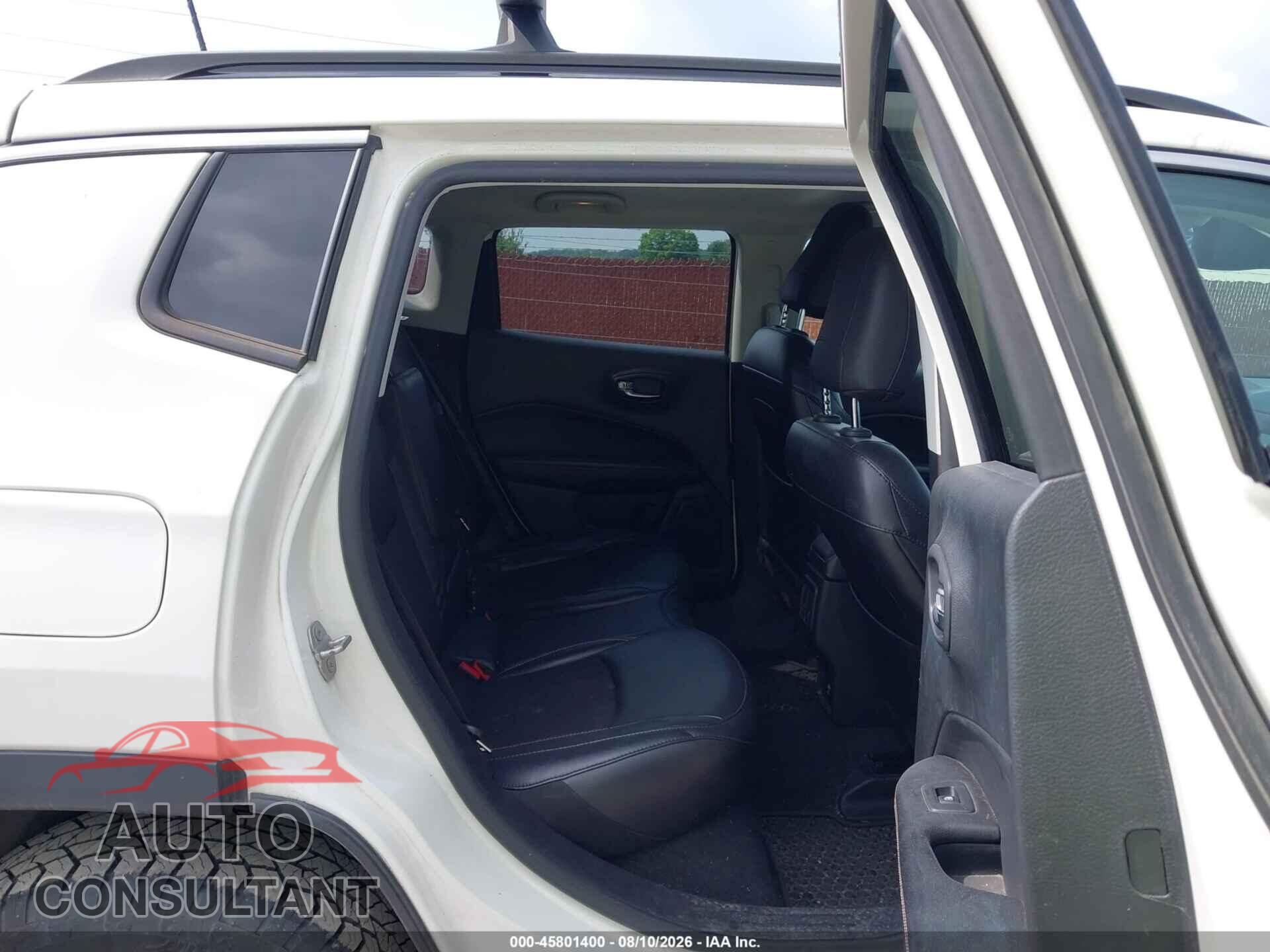 JEEP COMPASS 2020 - 3C4NJDBB8LT159879