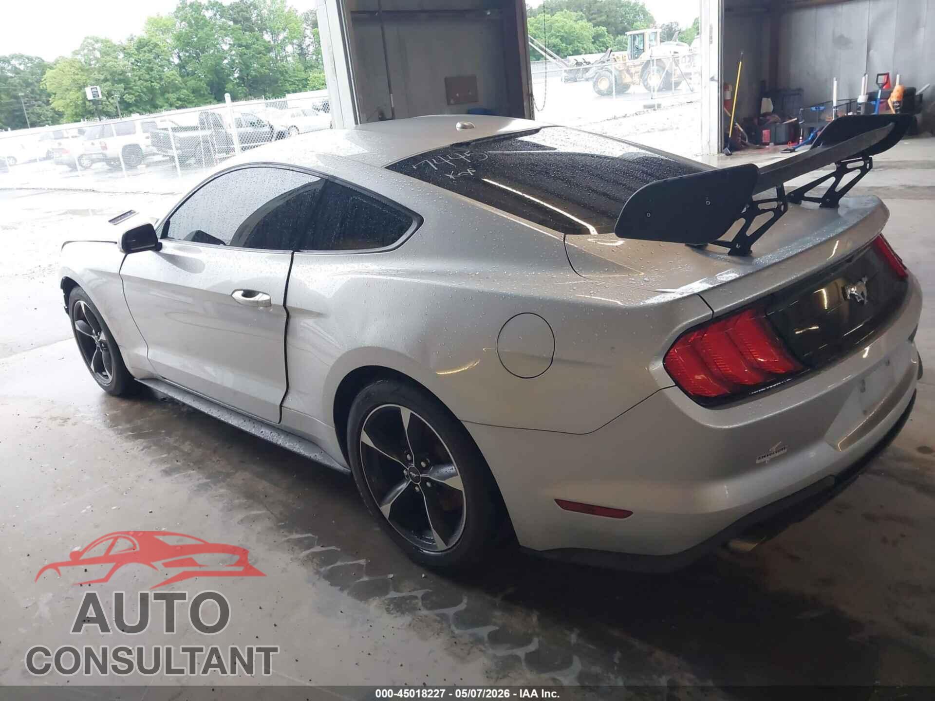 FORD MUSTANG 2019 - 1FA6P8TH3K5187445
