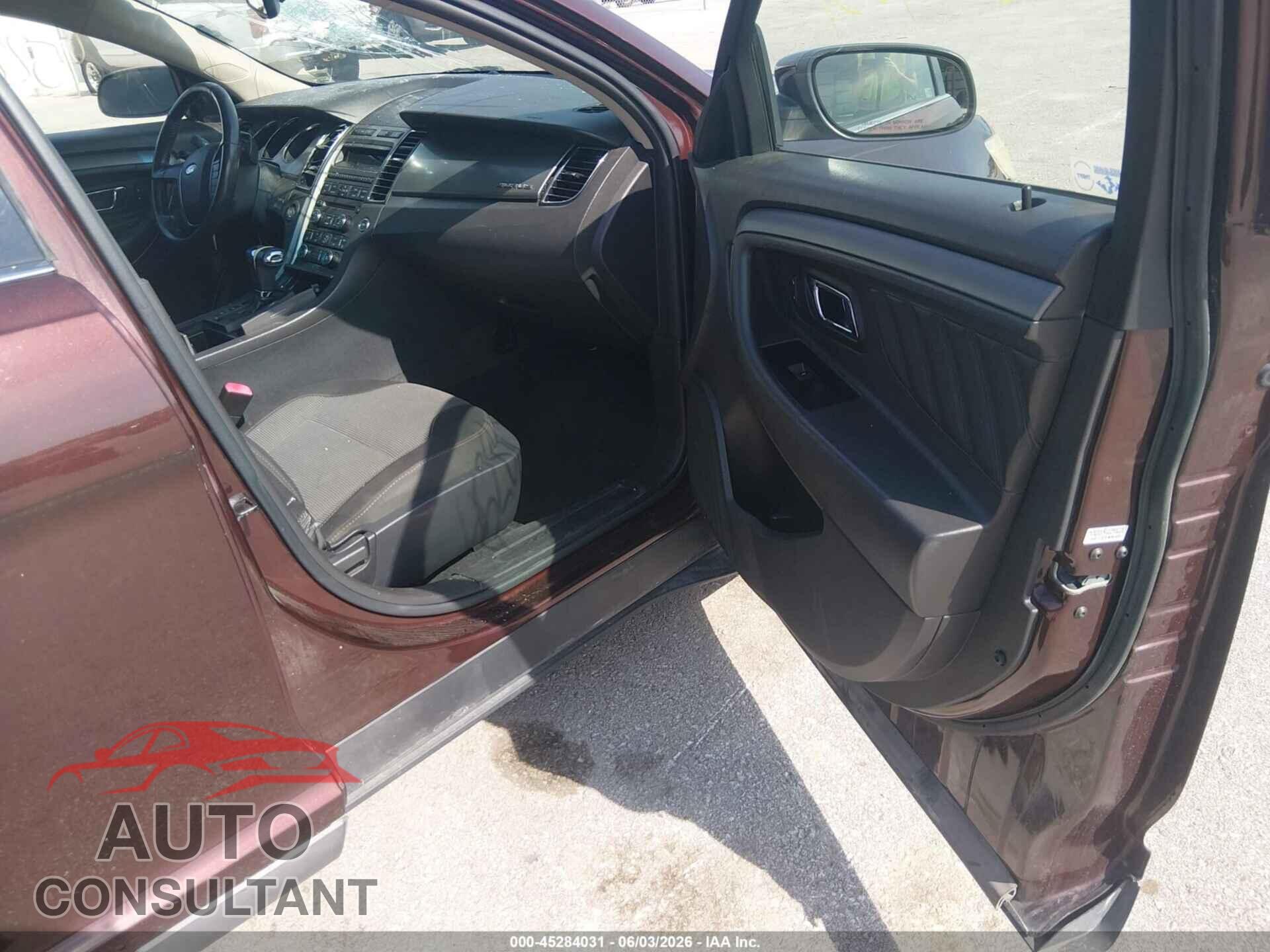 FORD TAURUS 2010 - 1FAHP2HW4AG165468