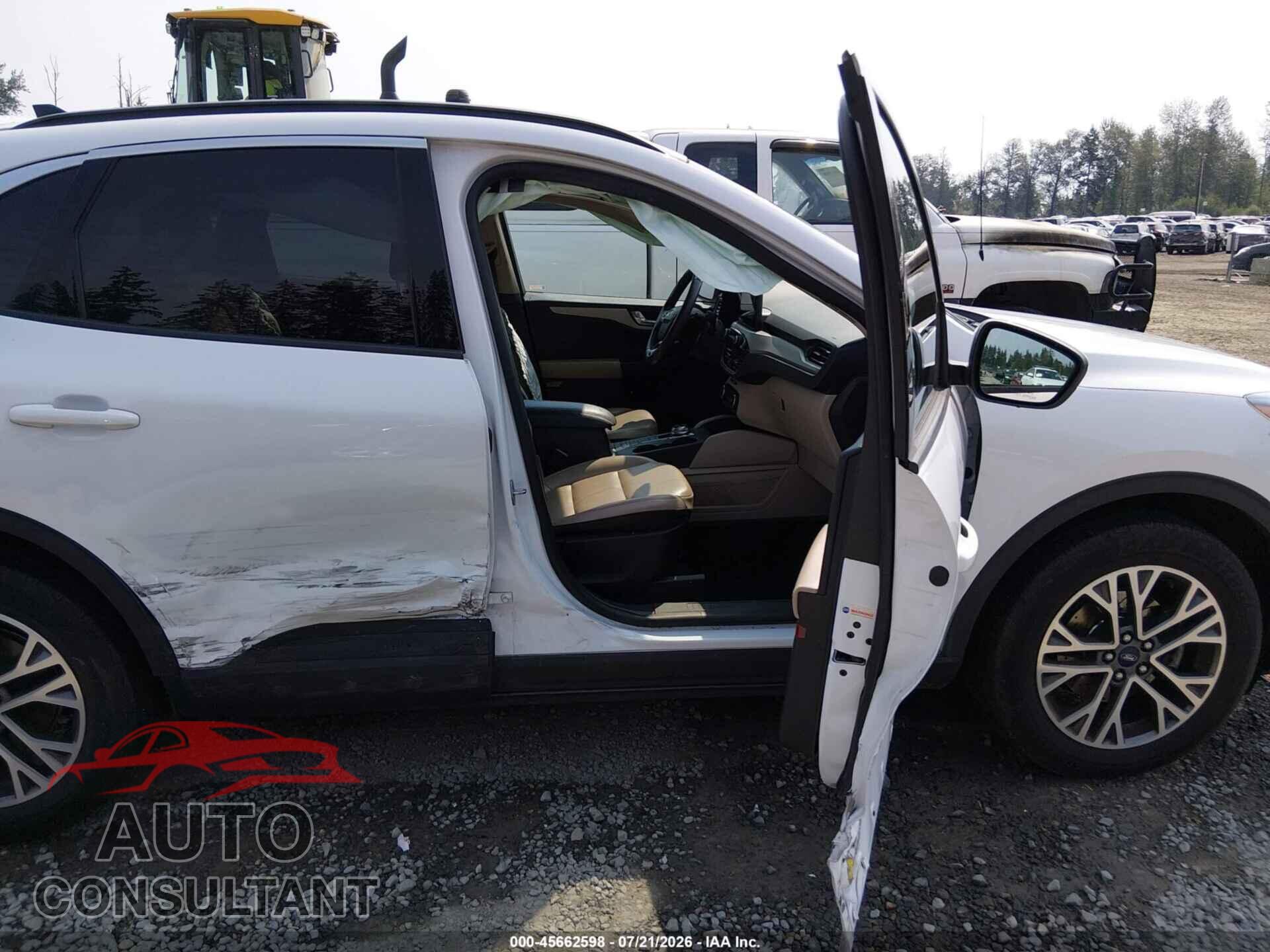FORD ESCAPE 2020 - 1FMCU9H95LUA36803