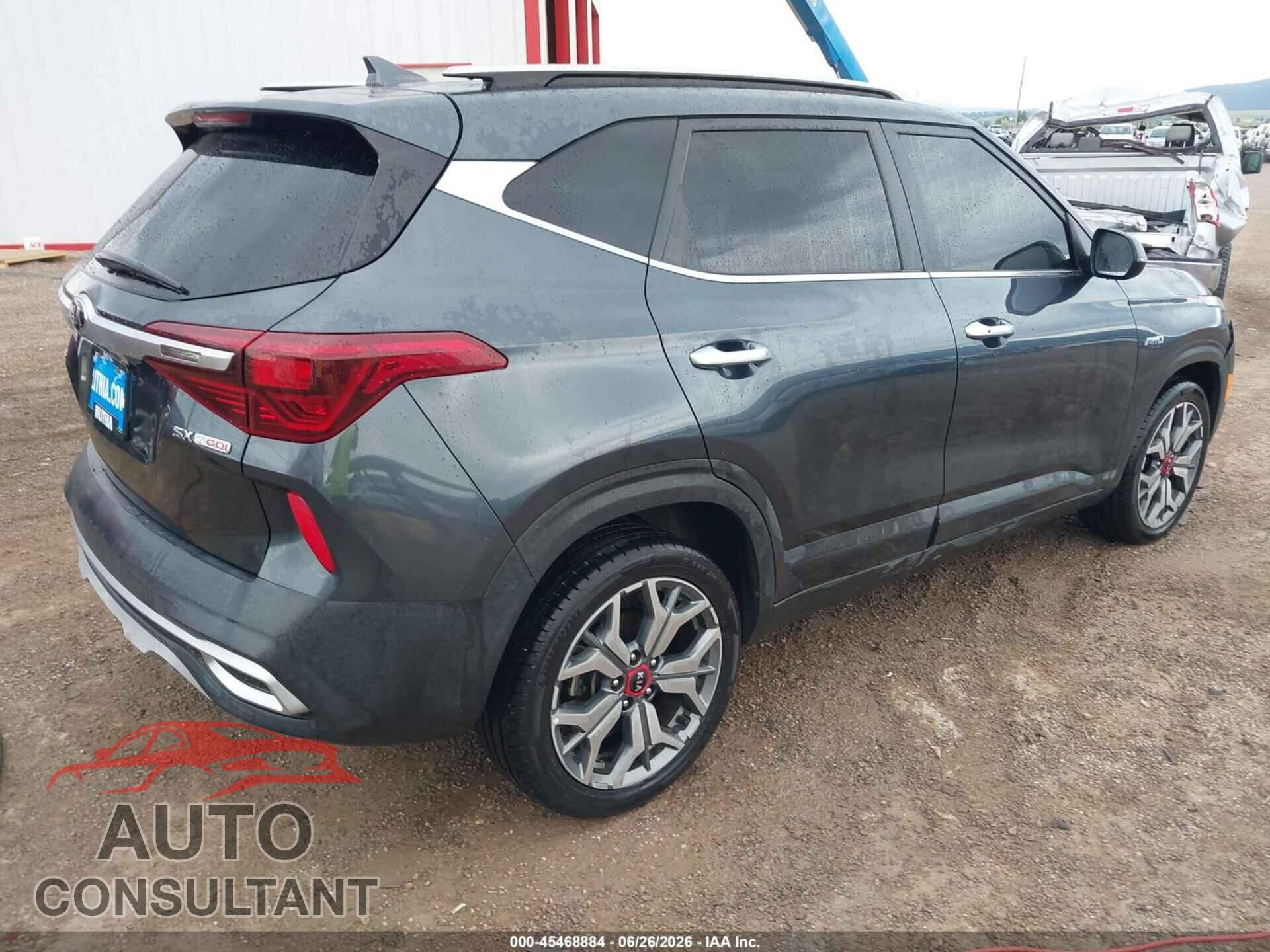 KIA SELTOS 2021 - KNDETCA2XM7082900
