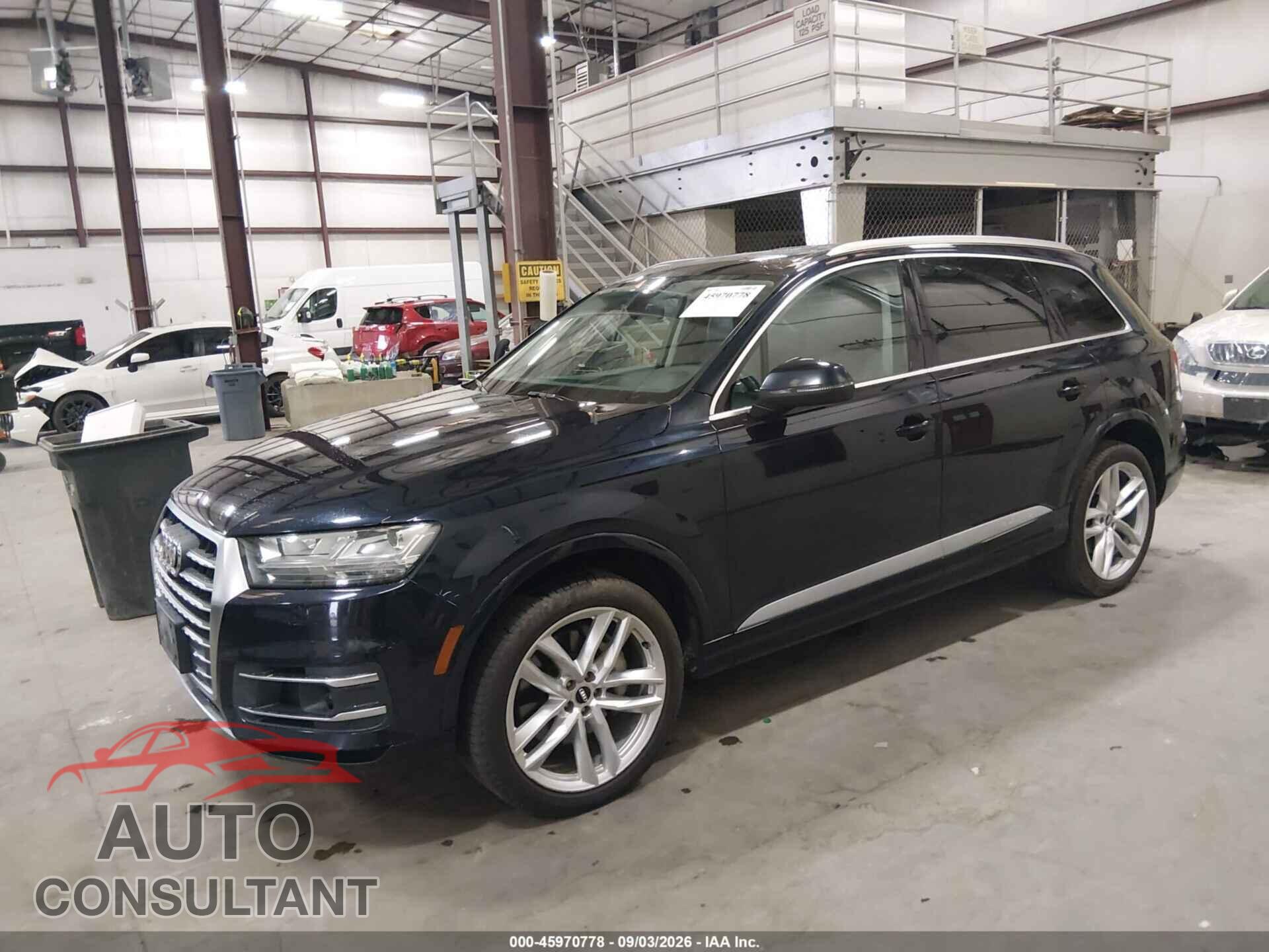 AUDI Q7 2017 - WA1VABF73HD026108