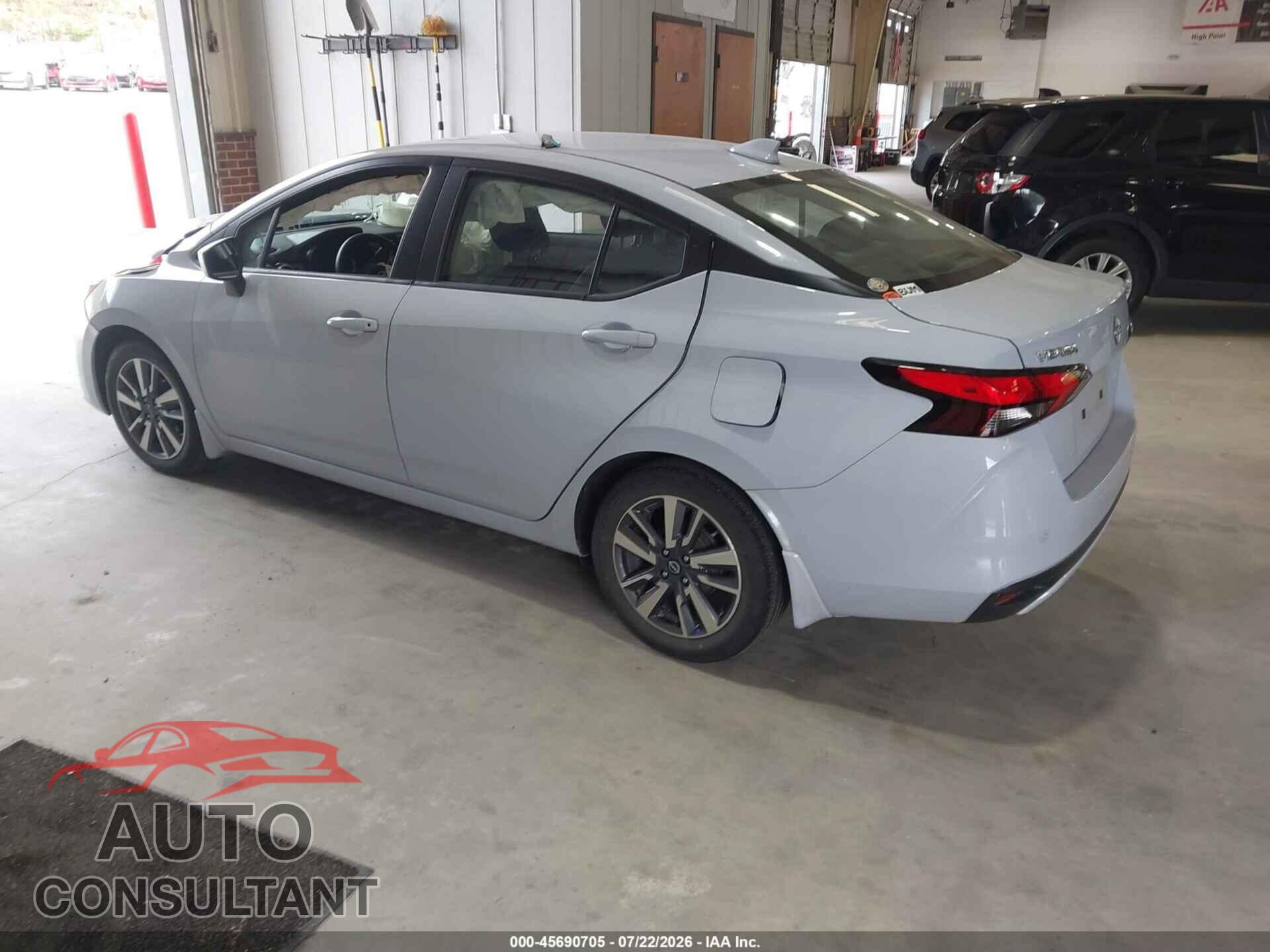 NISSAN VERSA 2024 - 3N1CN8EV2RL820178