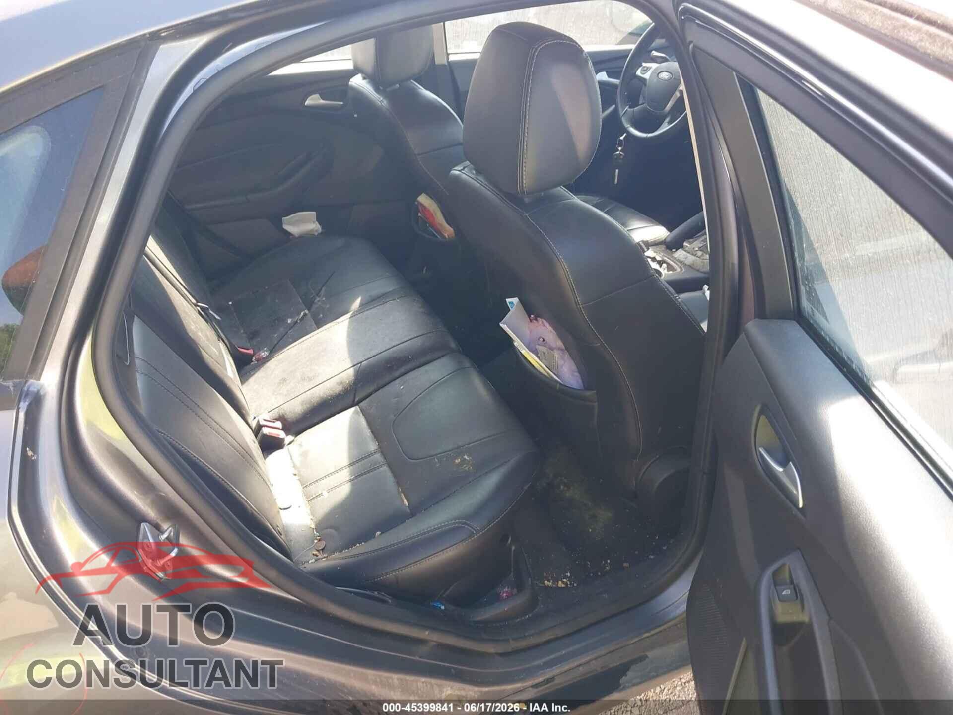 FORD FOCUS 2014 - 1FADP3F2XEL305234