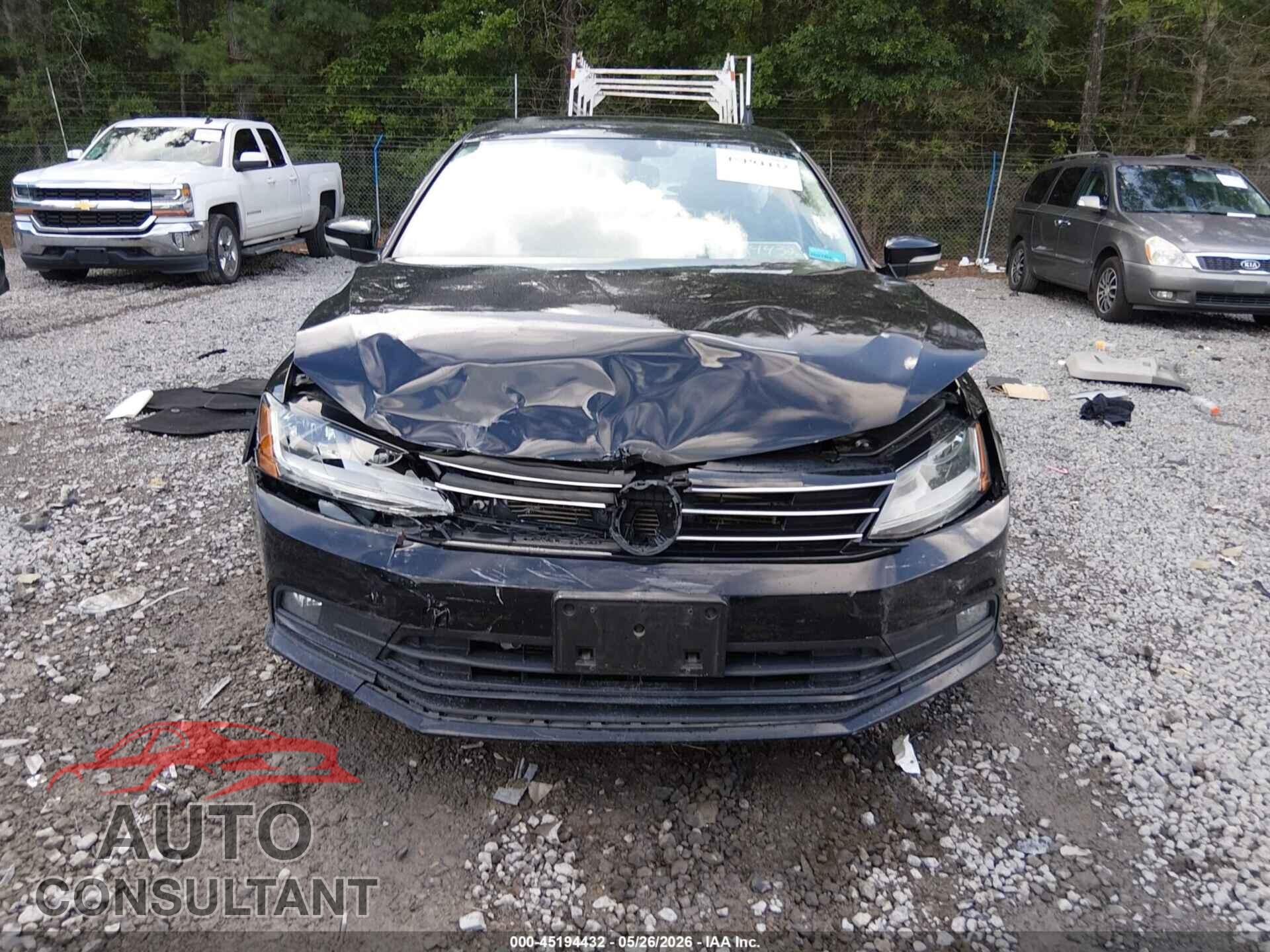 VOLKSWAGEN JETTA 2017 - 3VWL17AJ5HM350577
