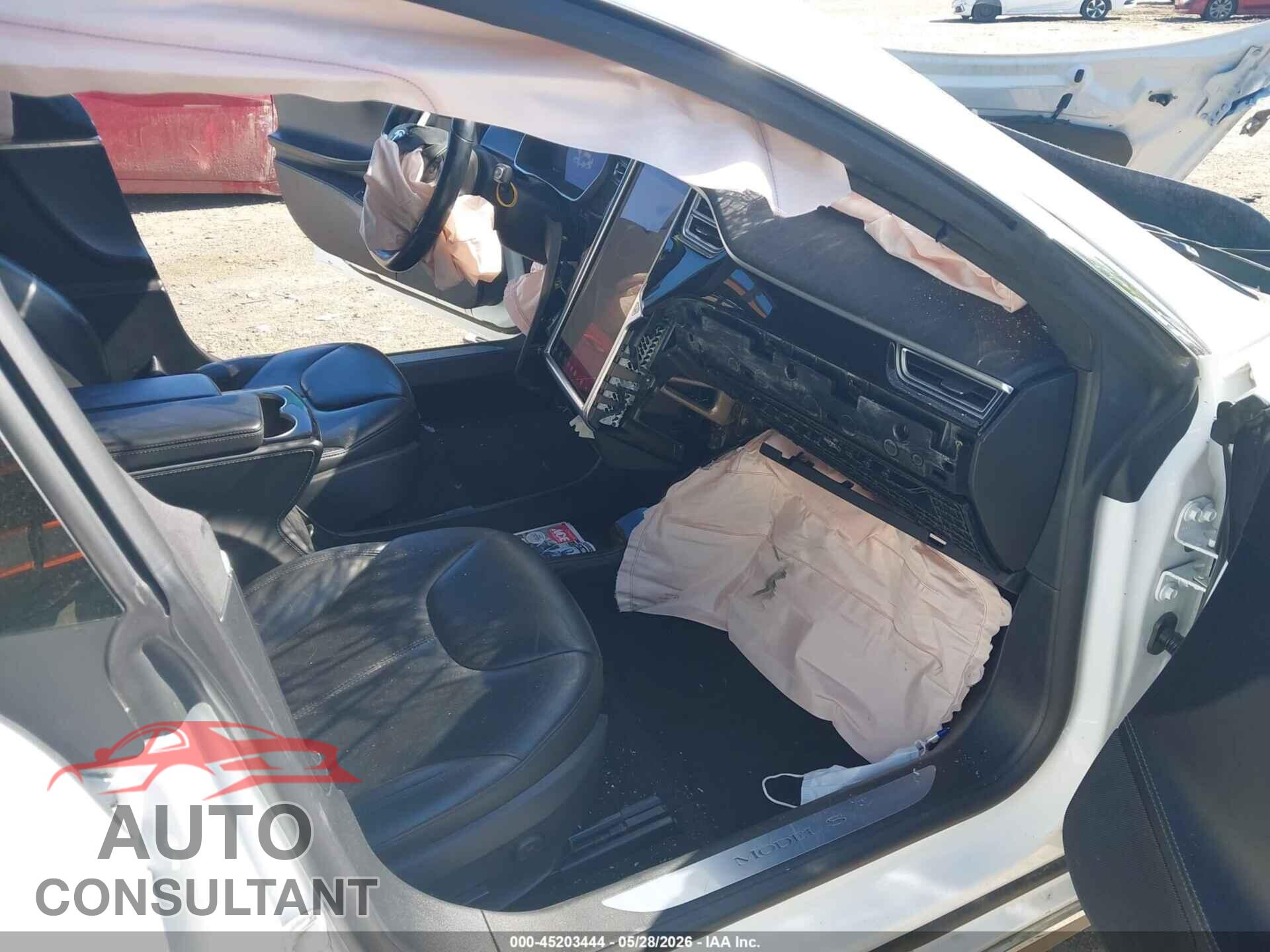 TESLA MODEL S 2015 - 5YJSA1E26FF118828