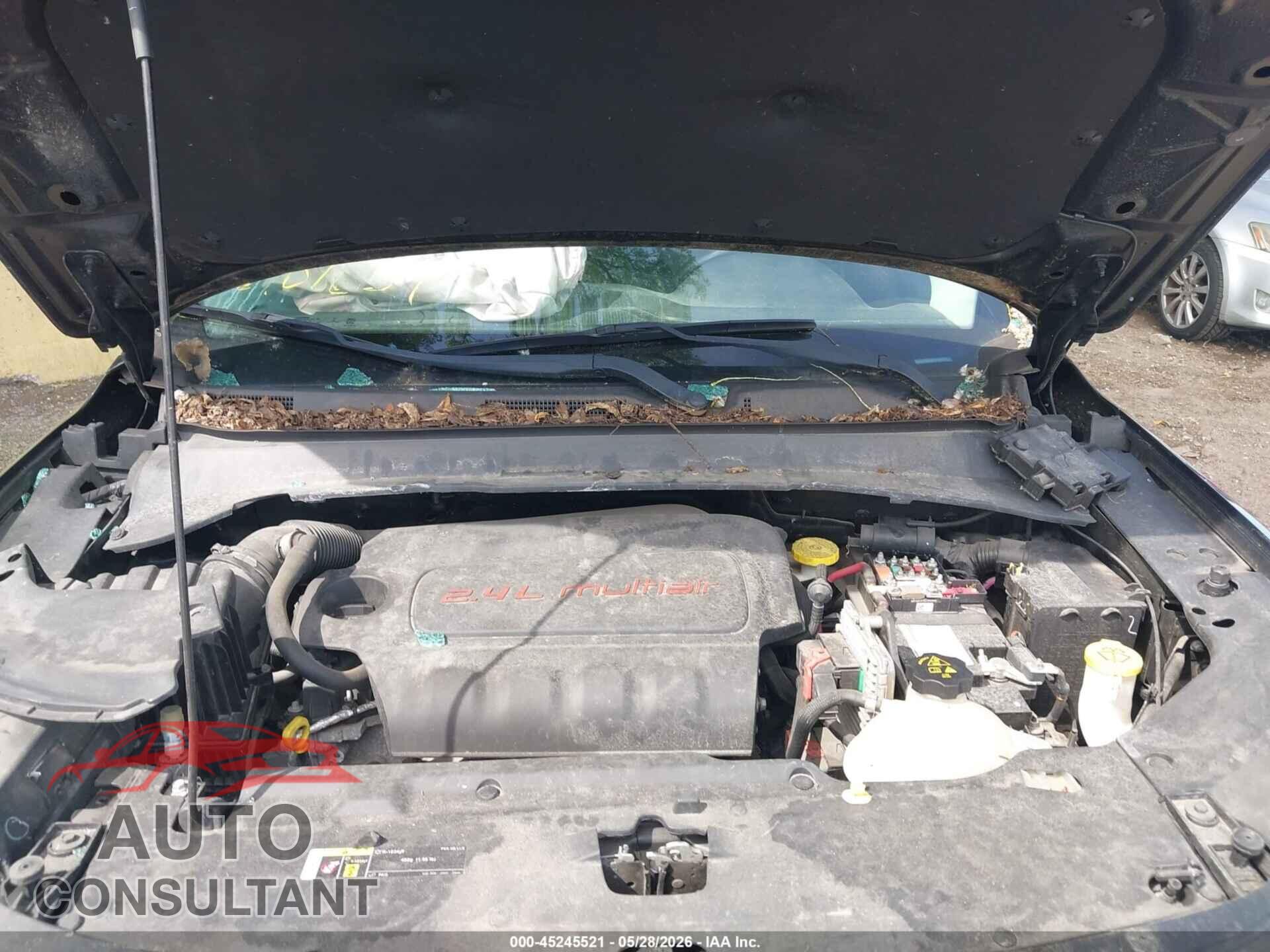 JEEP COMPASS 2018 - 3C4NJDBB3JT201629