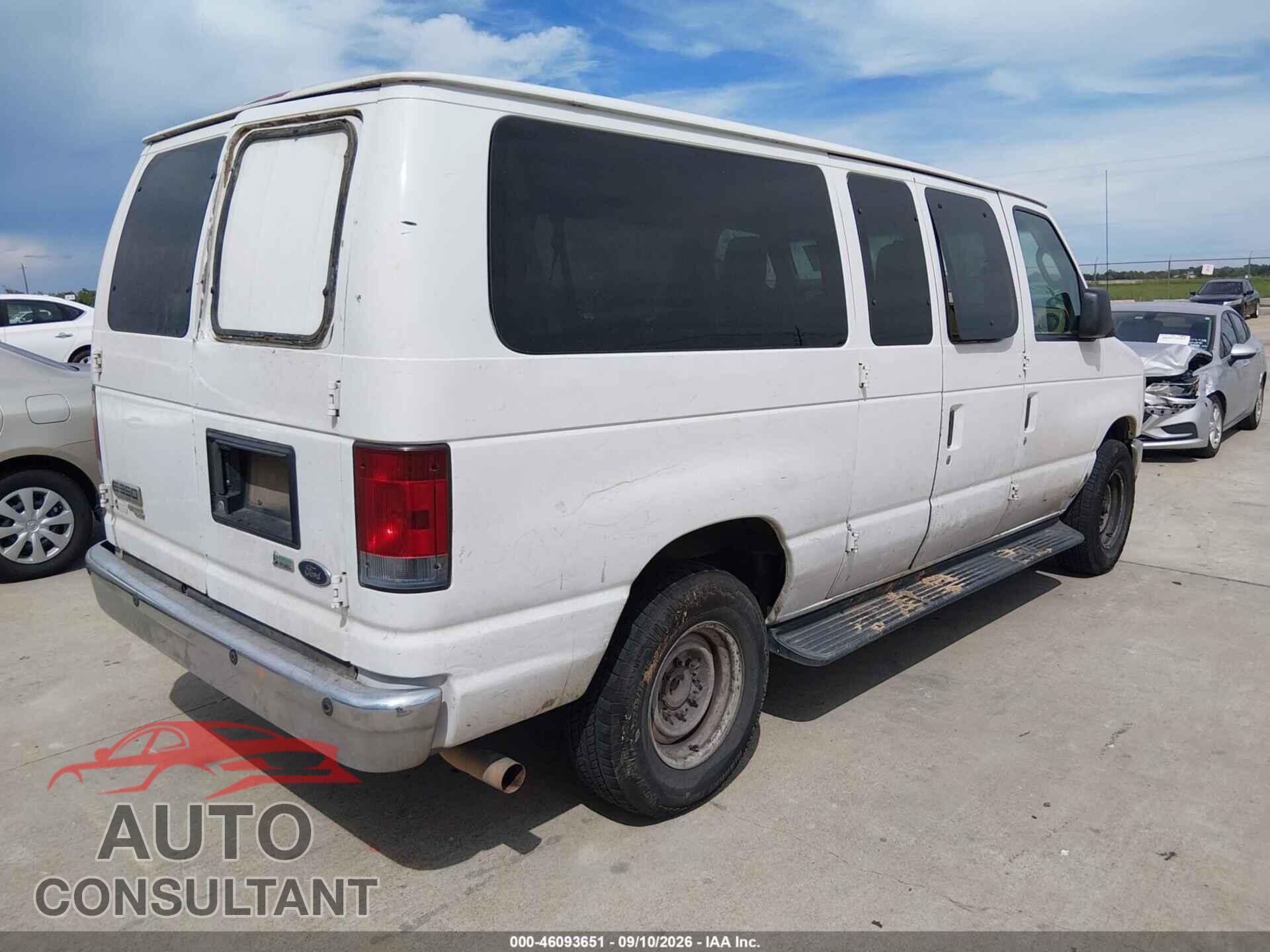 FORD E-350 SUPER DUTY 2013 - 1FBNE3BL4DDA88005
