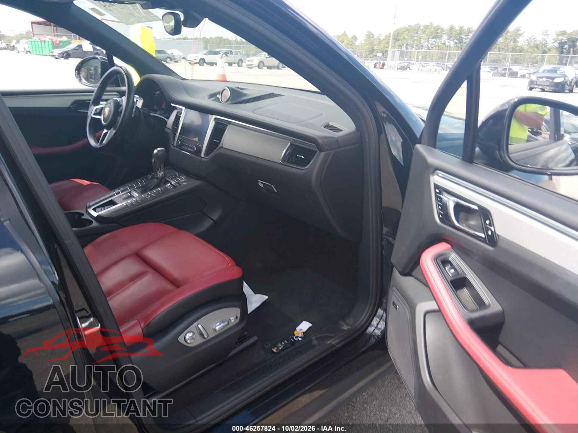 PORSCHE MACAN 2017 - WP1AA2A53HLB04563