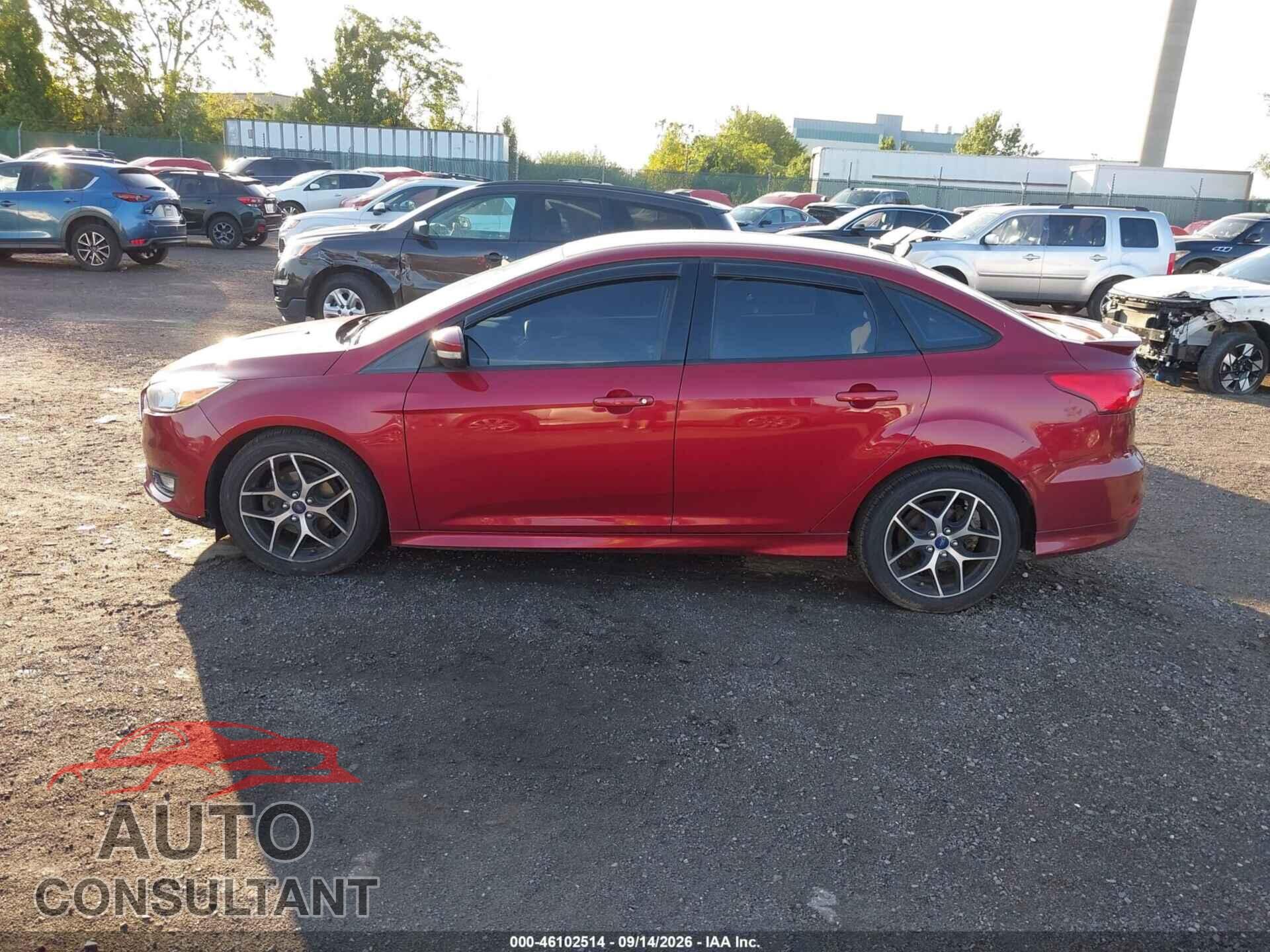 FORD FOCUS 2015 - 1FADP3F26FL298560