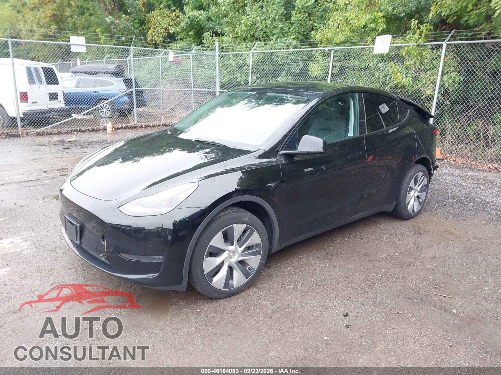 TESLA MODEL Y 2024 - 7SAYGDEE7RA225833