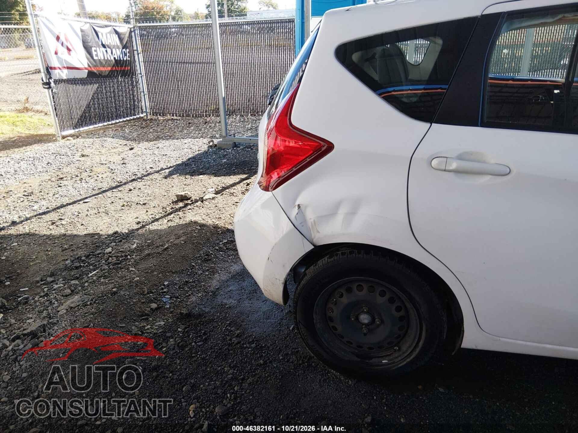NISSAN VERSA NOTE 2015 - 3N1CE2CP8FL434166