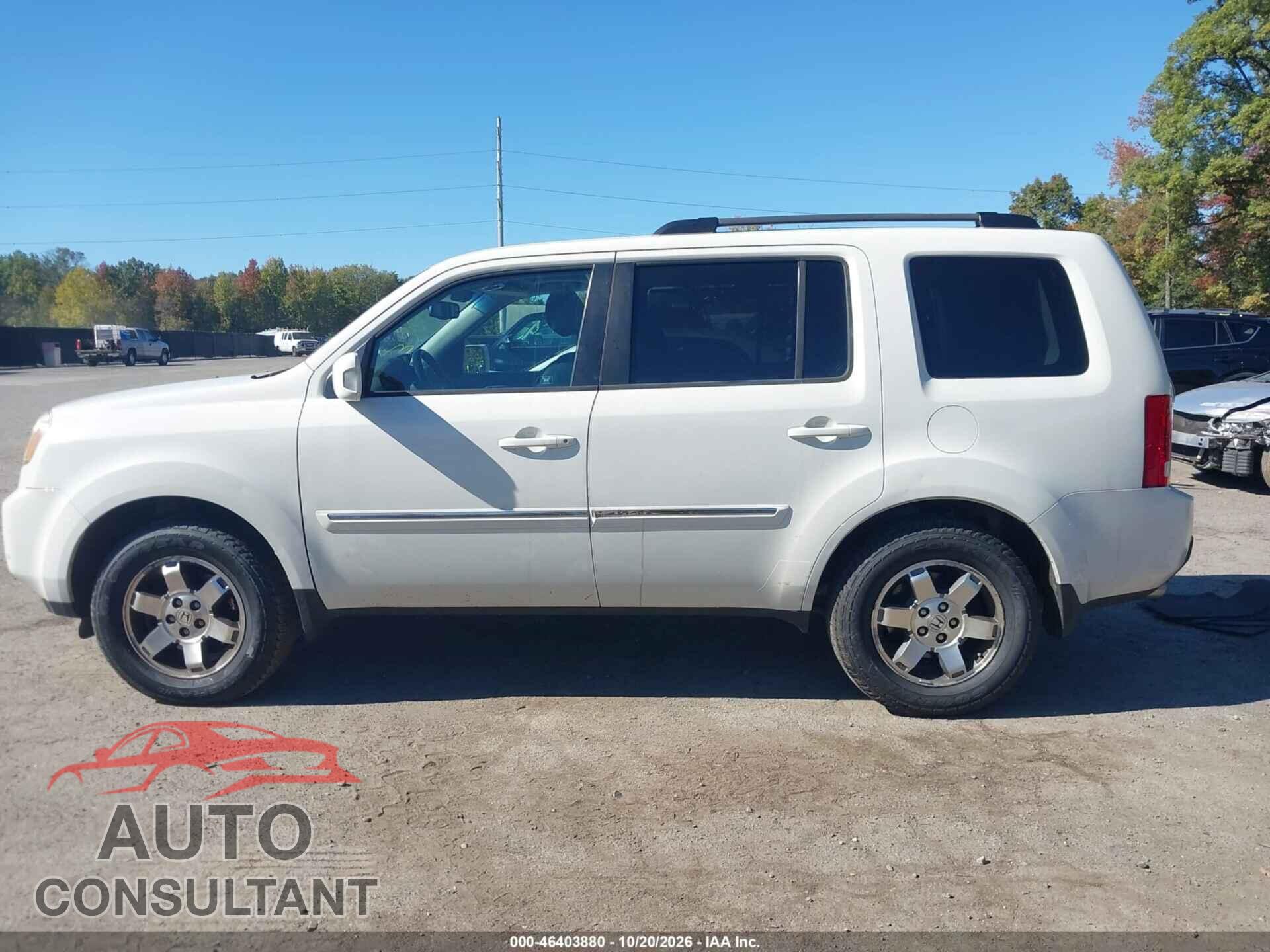 HONDA PILOT 2011 - 5FNYF4H90BB092145