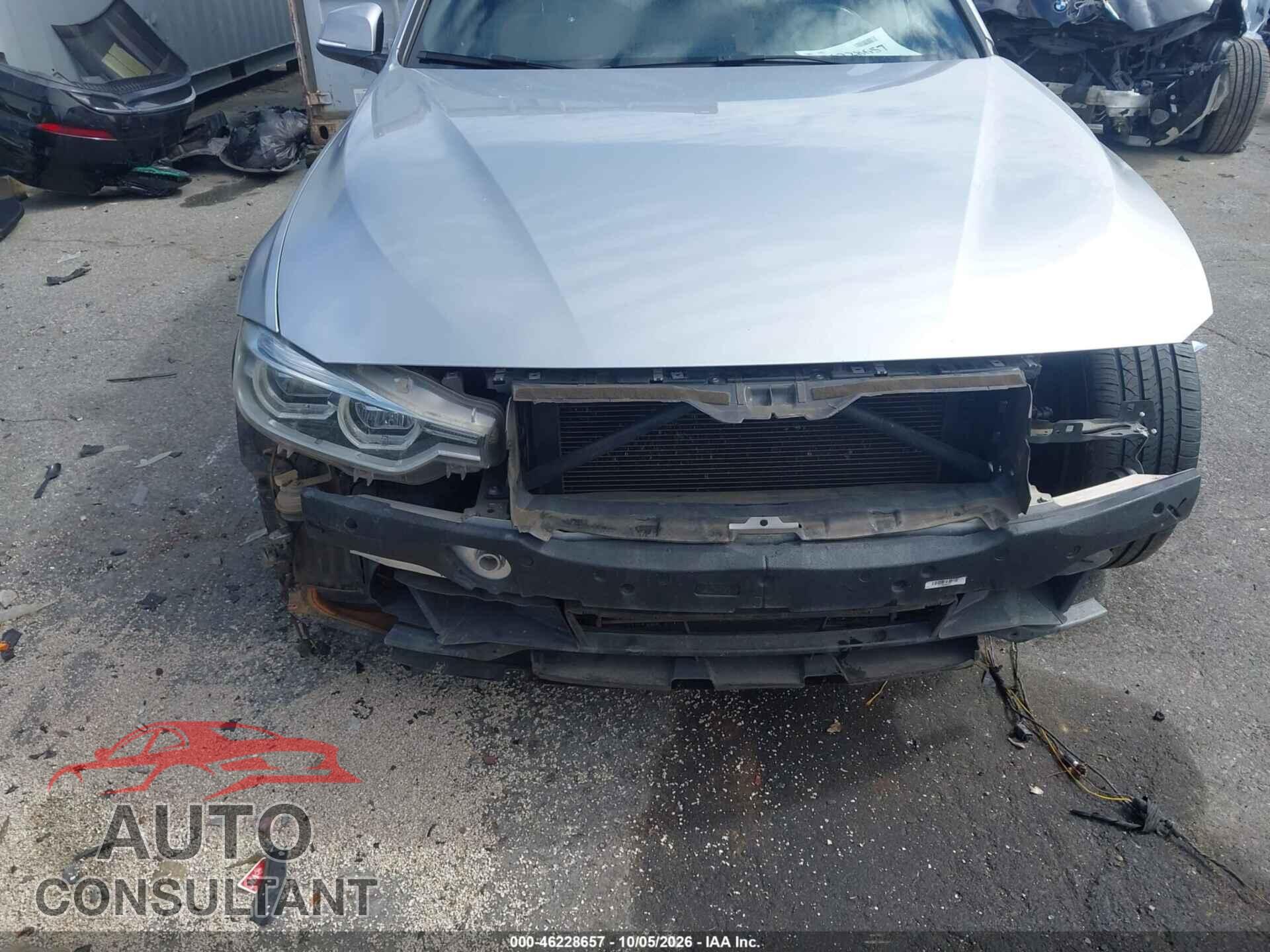 BMW 328I 2016 - WBA8E9G58GNU30489