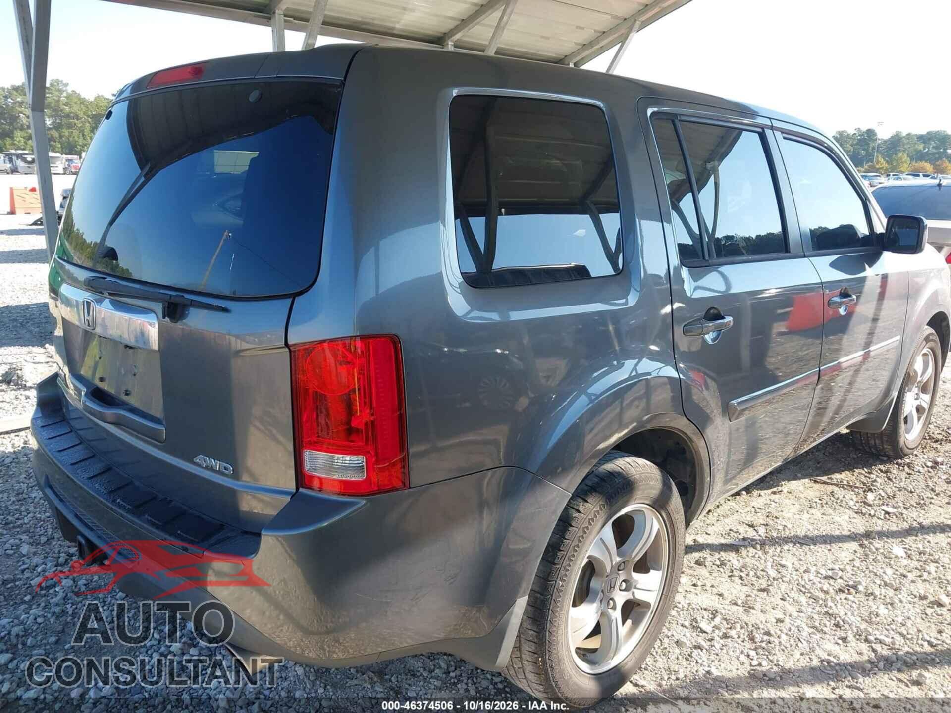 HONDA PILOT 2013 - 5FNYF4H73DB052644