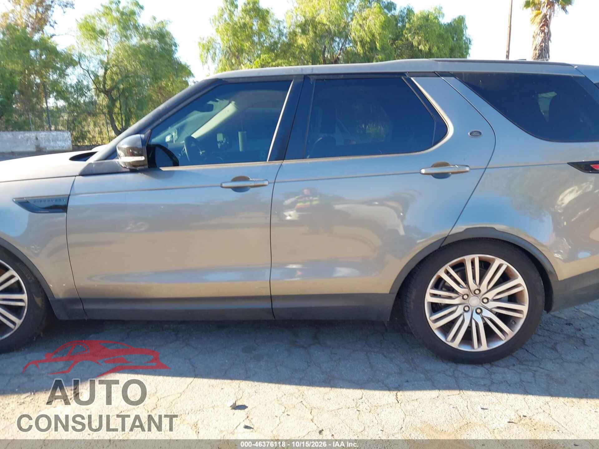LAND ROVER DISCOVERY 2017 - SALRTBBV2HA016833