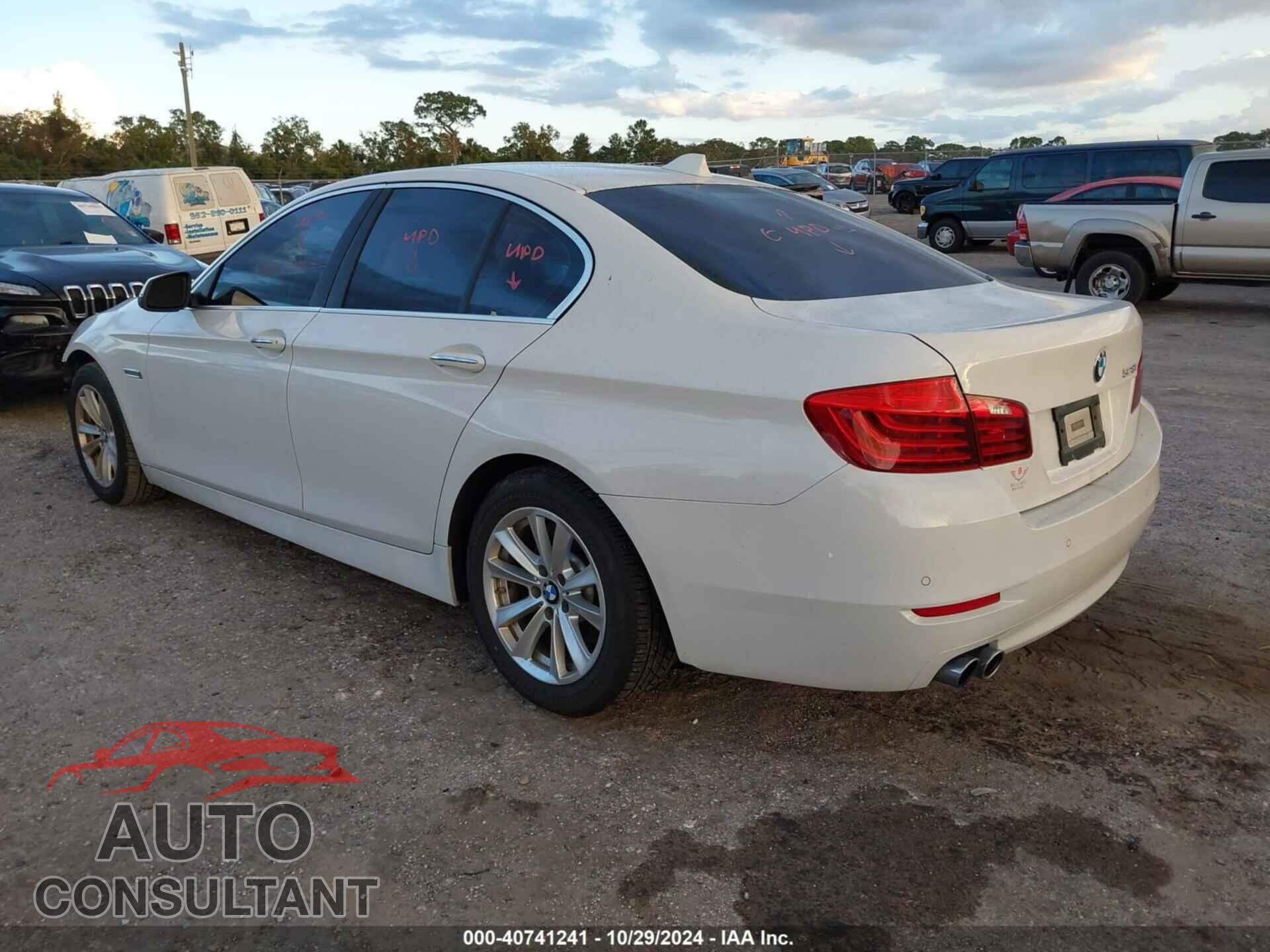 BMW 528I 2014 - WBA5A5C53ED500044