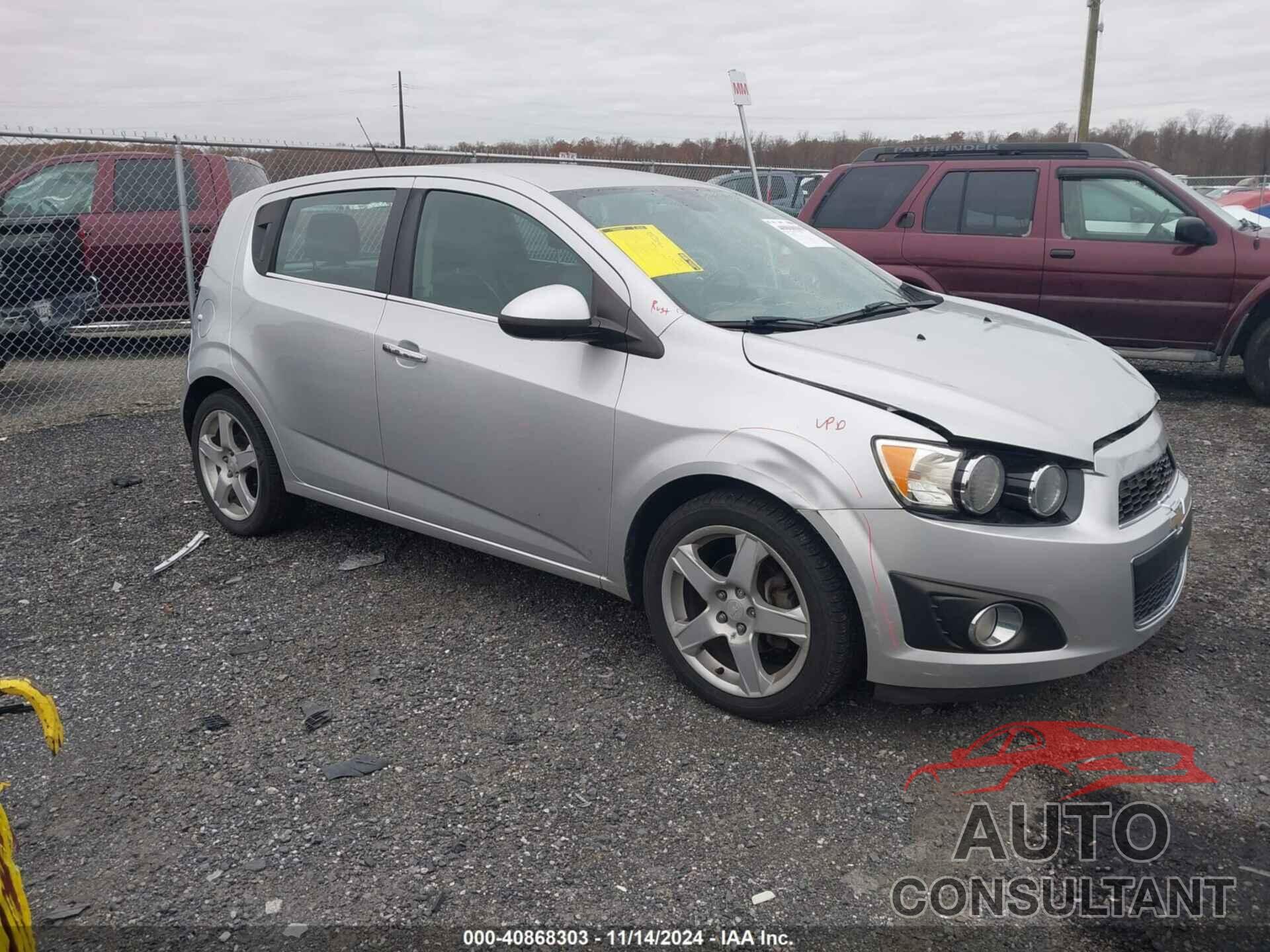 CHEVROLET SONIC 2014 - 1G1JE6SB6E4176518