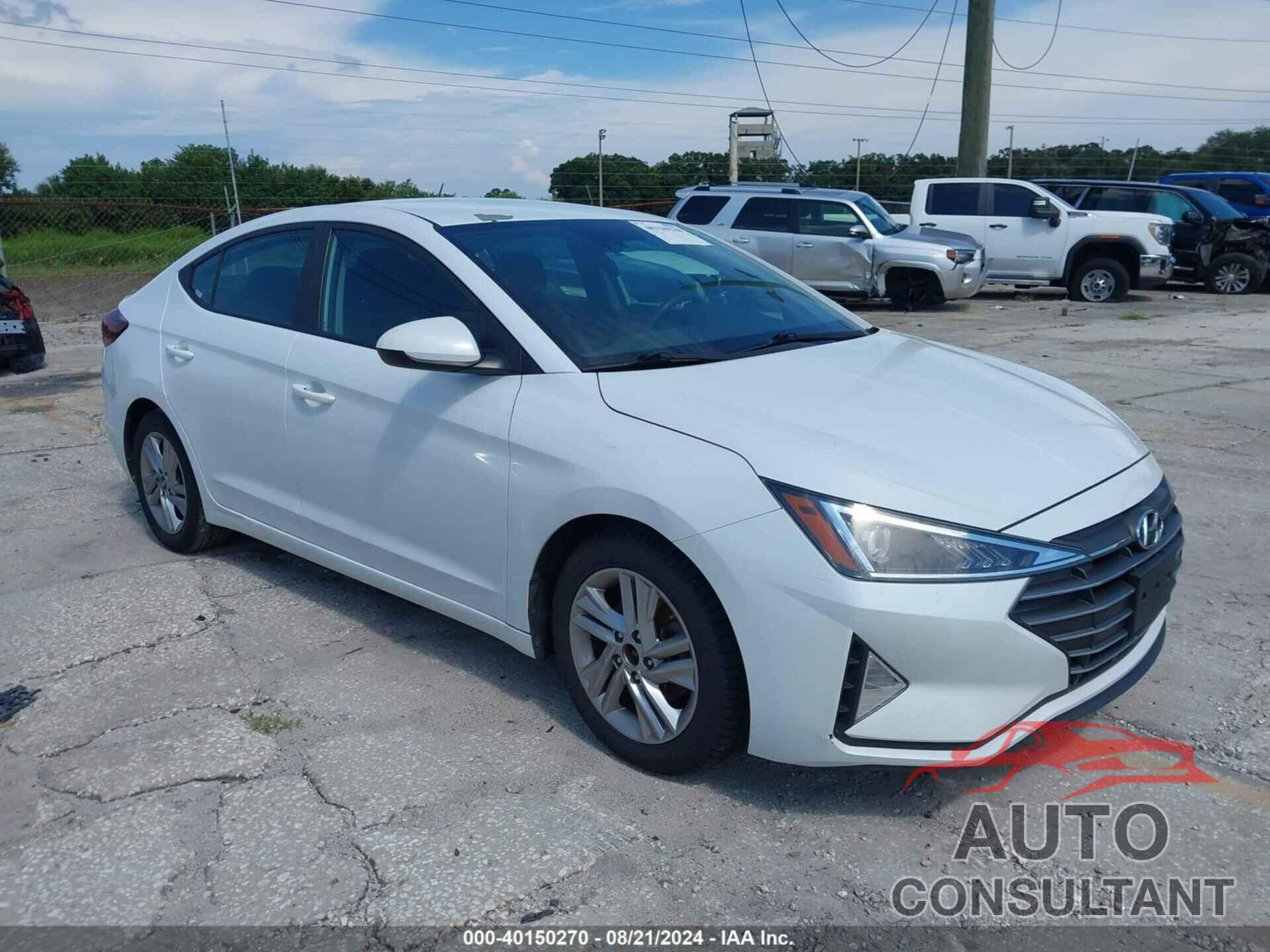 HYUNDAI ELANTRA 2020 - 5NPD84LF4LH582905