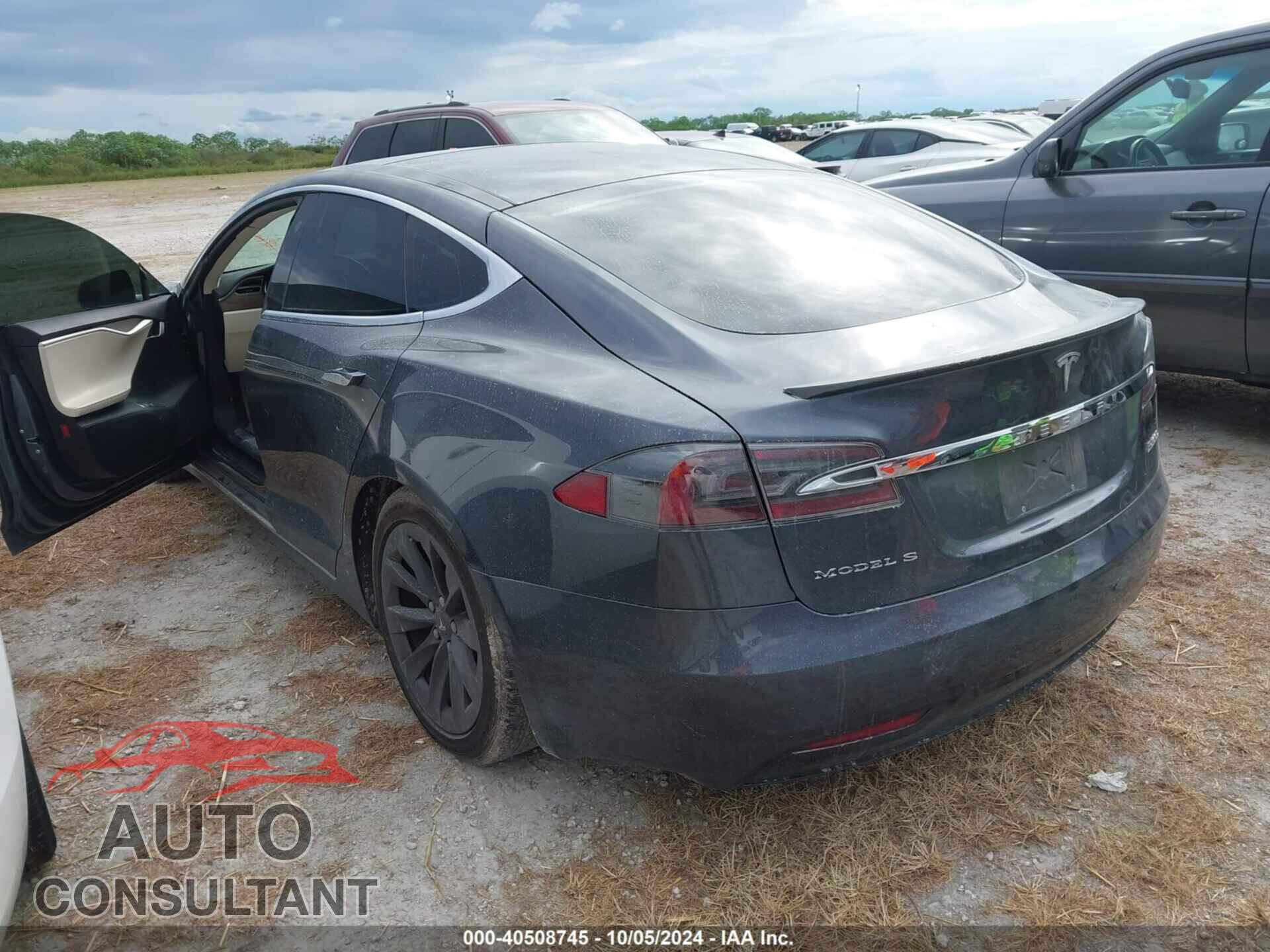 TESLA MODEL S 2017 - 5YJSA1E45HF216883