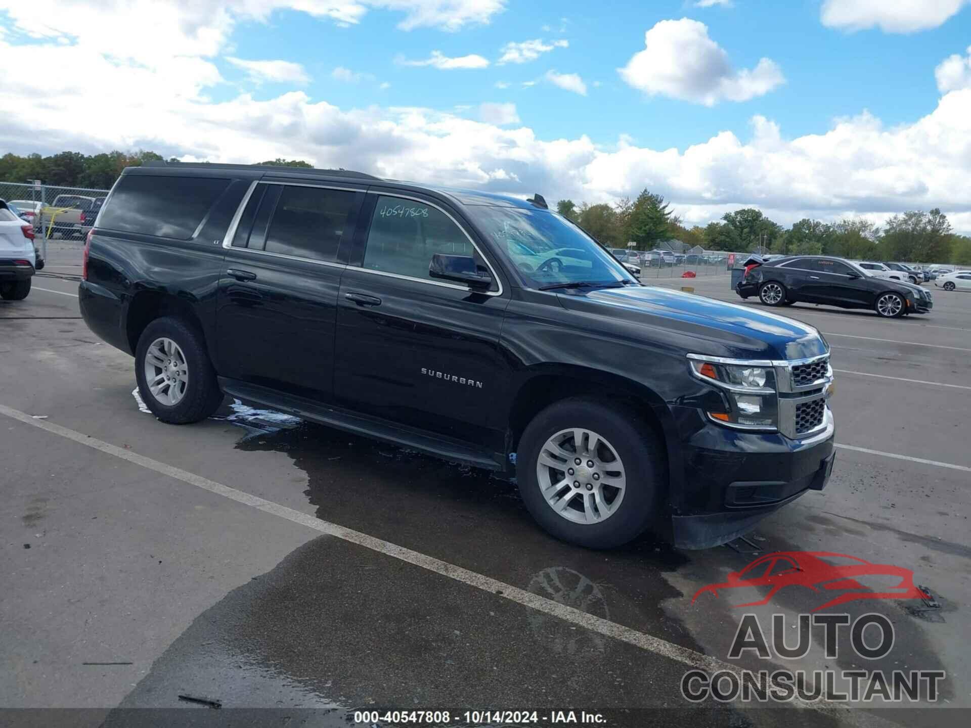 CHEVROLET SUBURBAN 2018 - 1GNSKHKC2JR146641