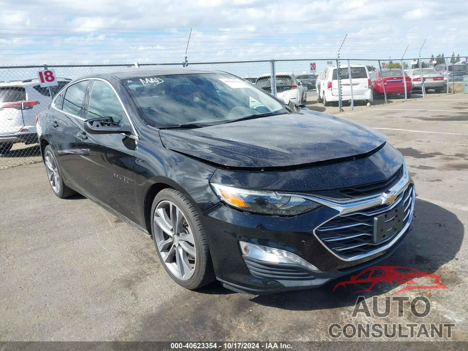 CHEVROLET MALIBU 2021 - 1G1ZD5ST3MF026913