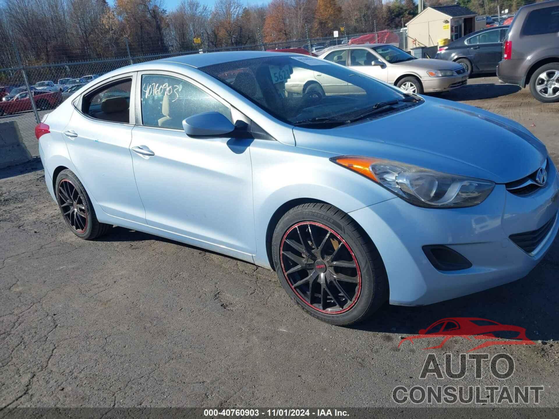 HYUNDAI ELANTRA 2012 - KMHDH4AE5CU330320