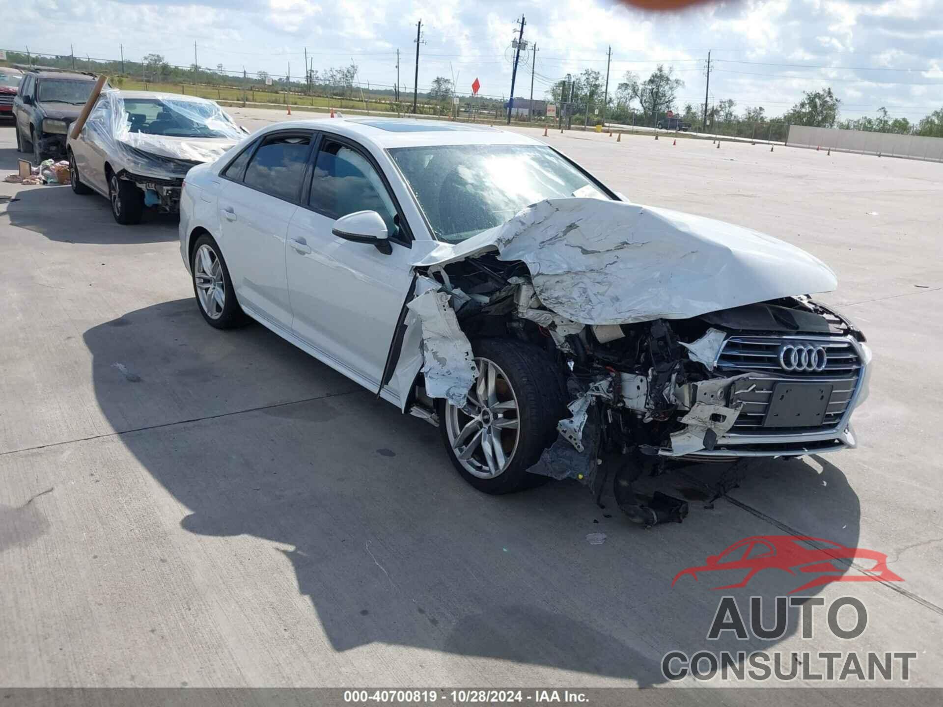 AUDI A4 2017 - WAUKMAF42HN043831