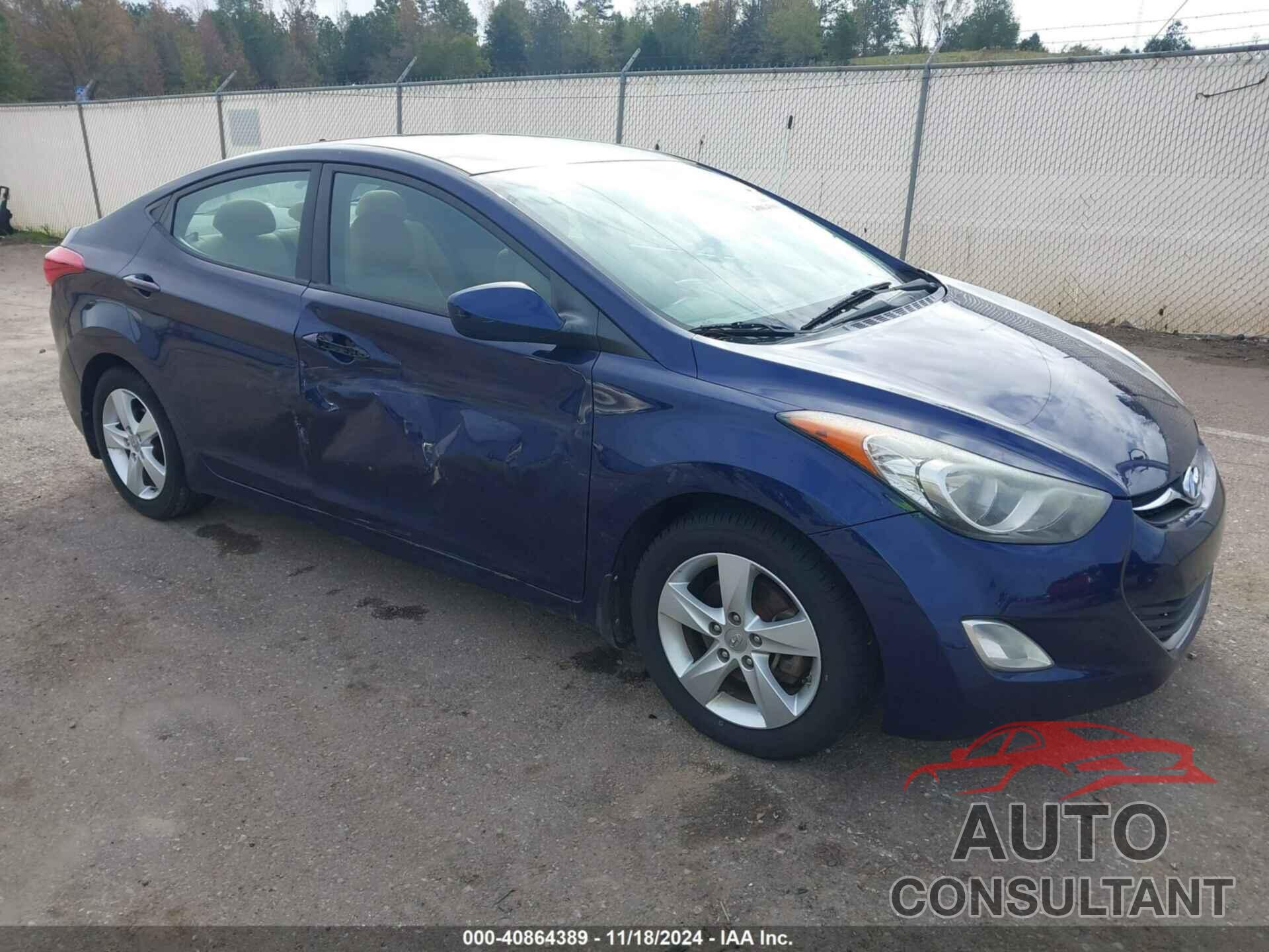 HYUNDAI ELANTRA 2013 - 5NPDH4AE7DH387621