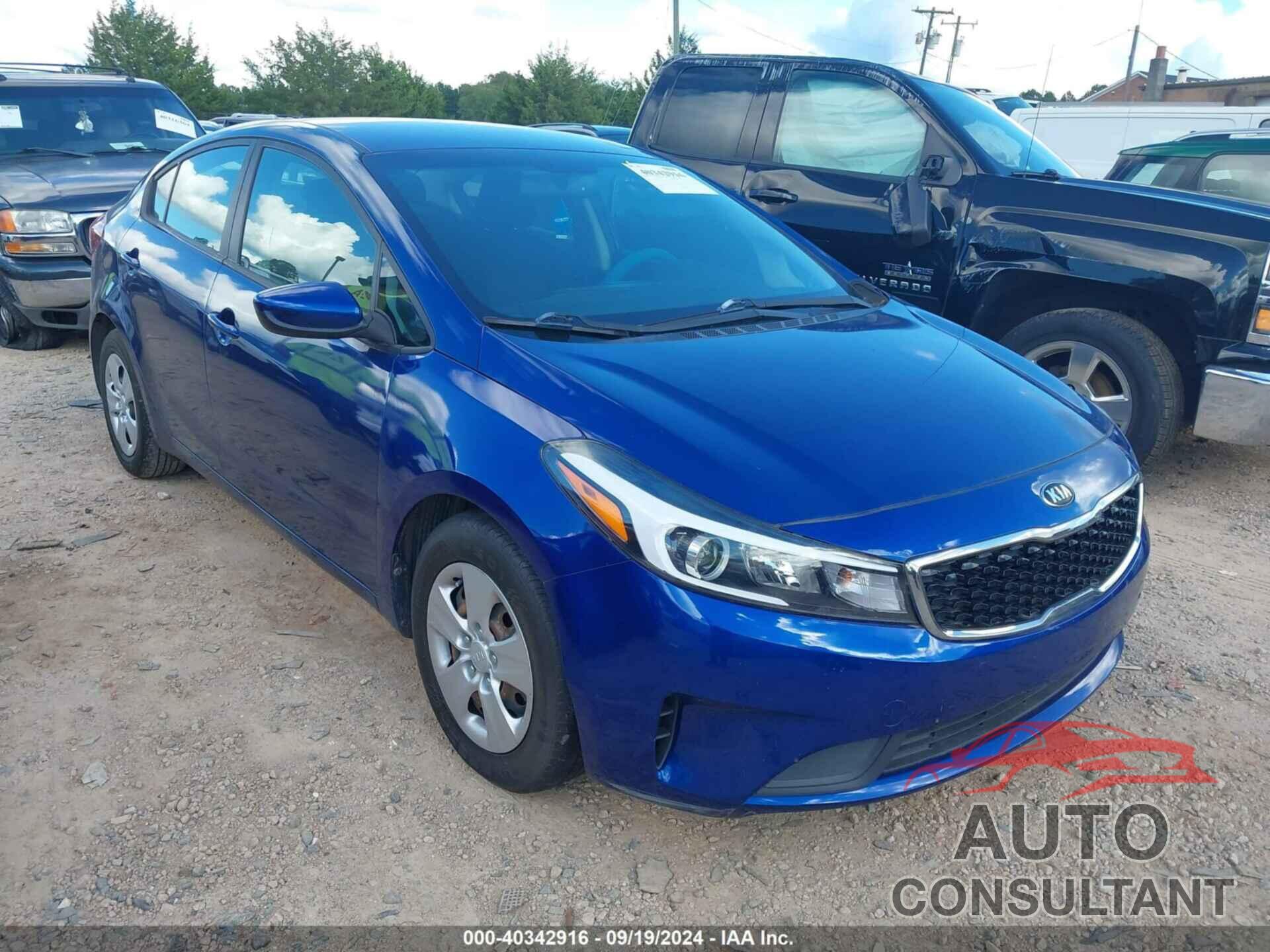 KIA FORTE 2017 - 3KPFK4A70HE156565