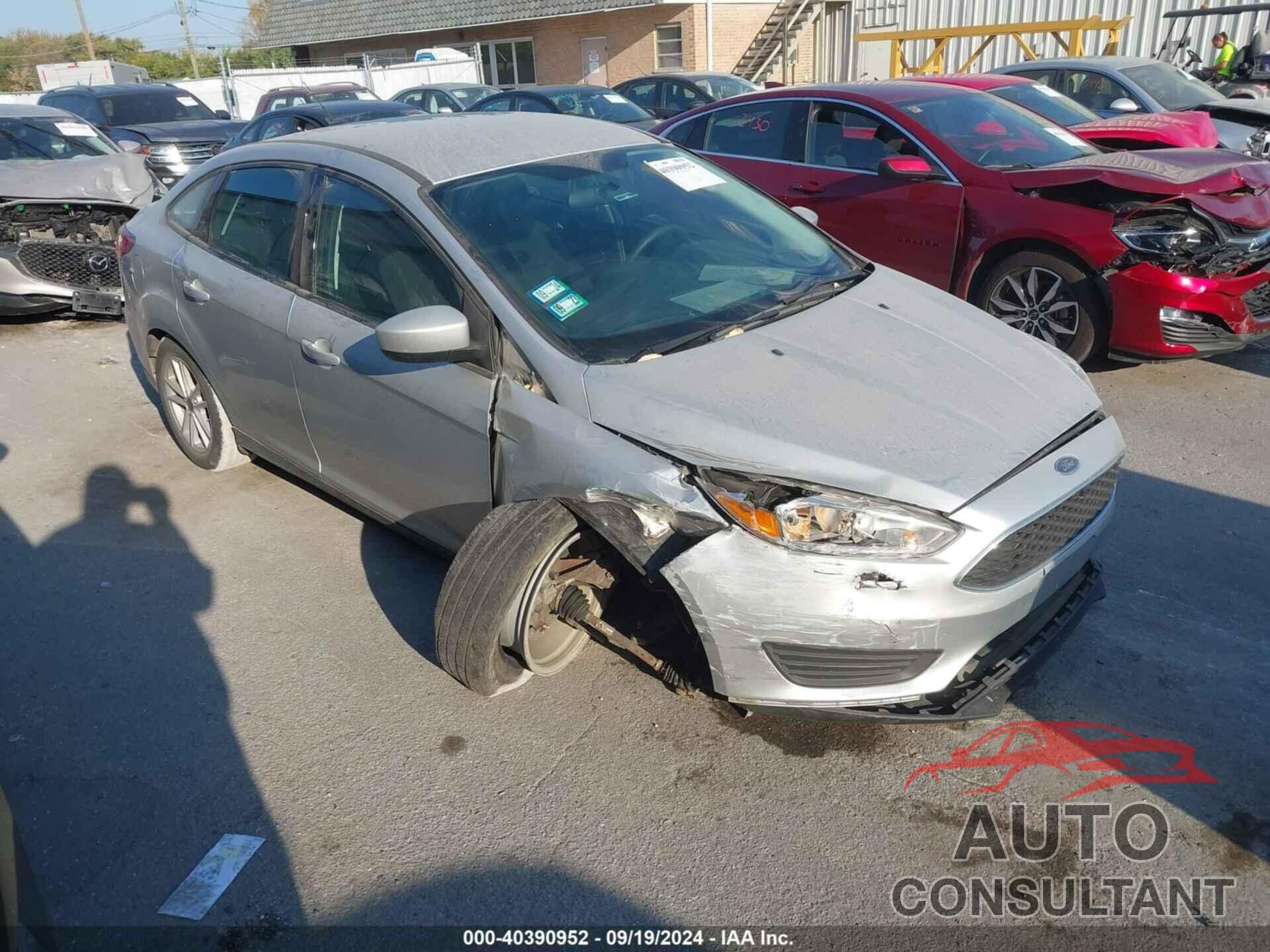 FORD FOCUS 2018 - 1FADP3F29JL222372