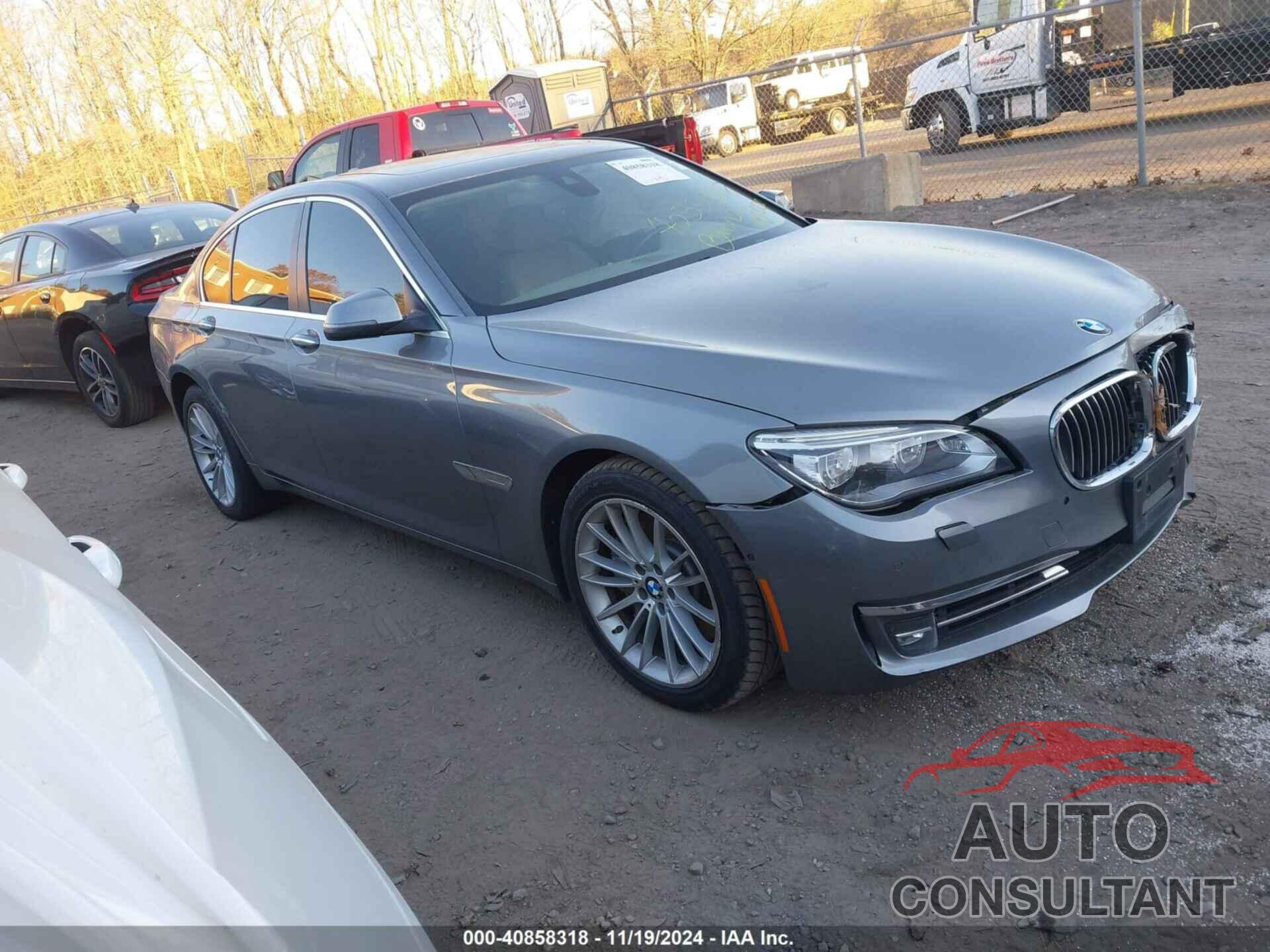 BMW 750I 2013 - WBAYB6C50DC998241