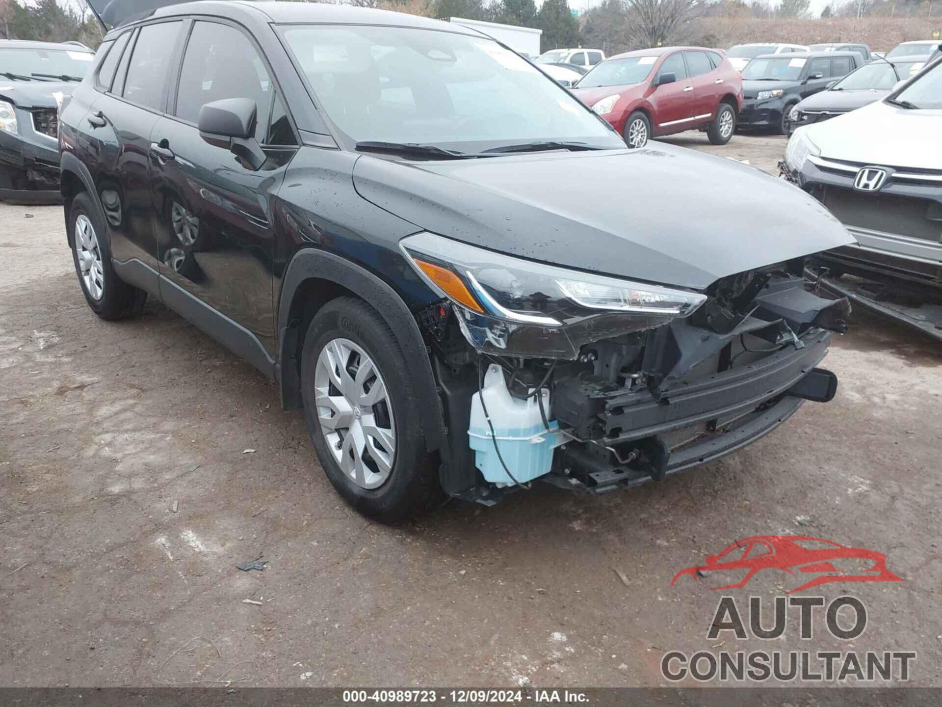 TOYOTA COROLLA CROSS 2023 - 7MUAAAAG4PV040646