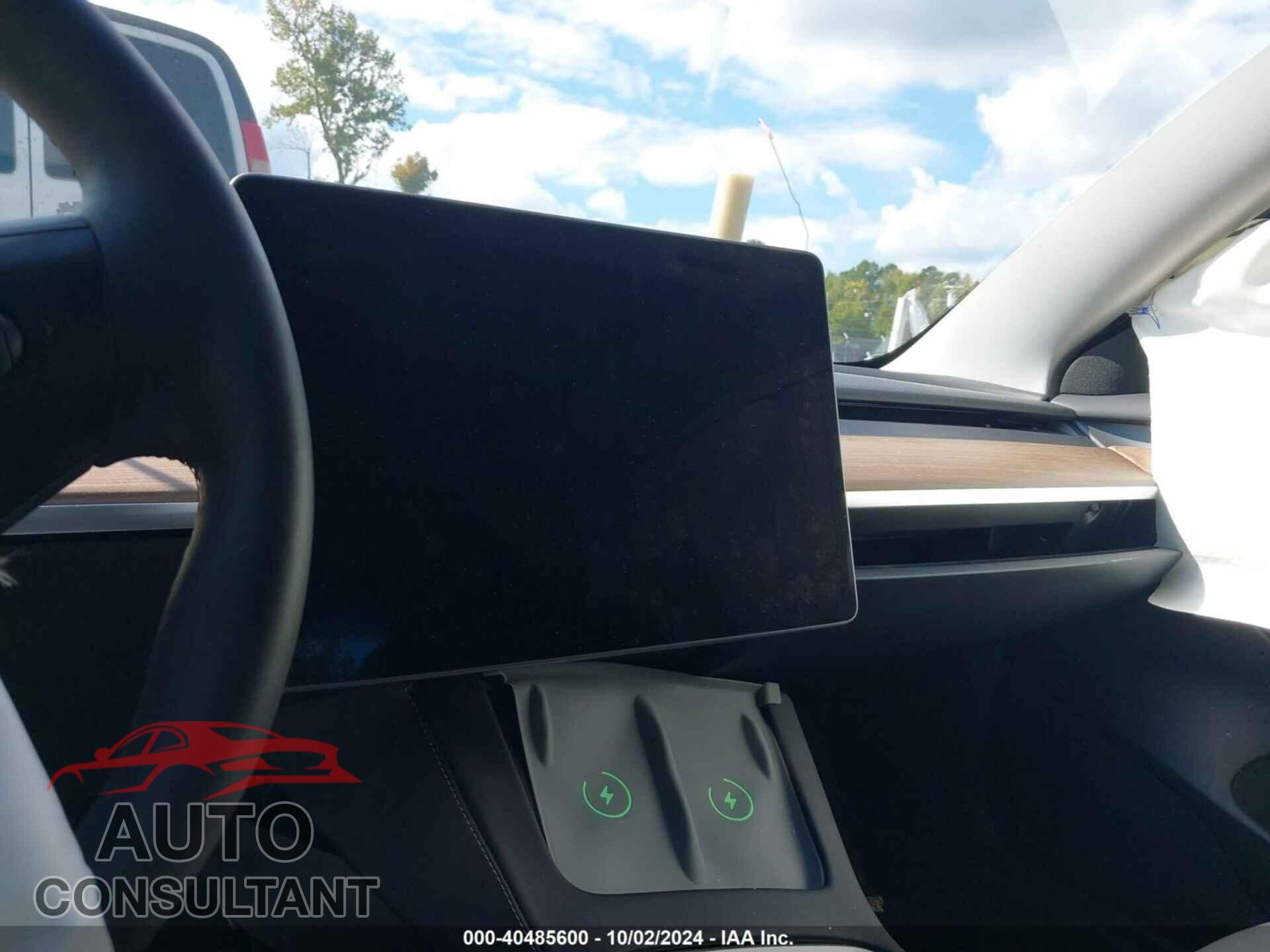 TESLA MODEL 3 2023 - 5YJ3E1EC5PF709848