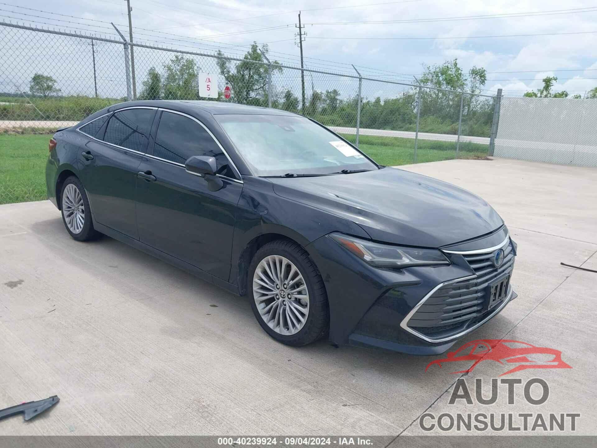 TOYOTA AVALON 2022 - 4T1DA1AB5NU013651