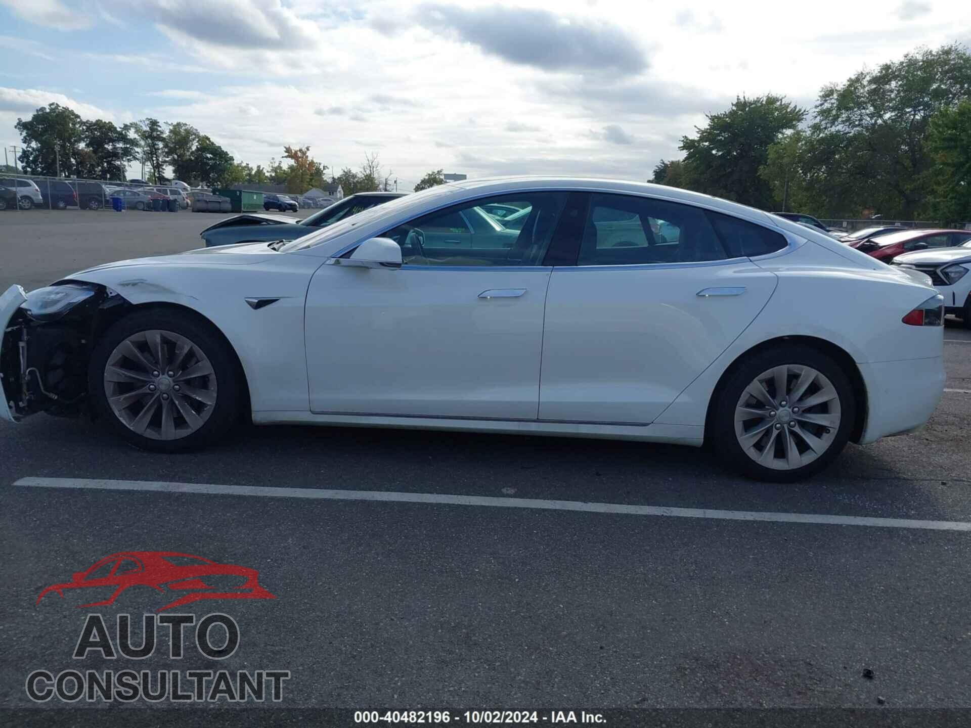 TESLA MODEL S 2017 - 5YJSA1E23HF230196