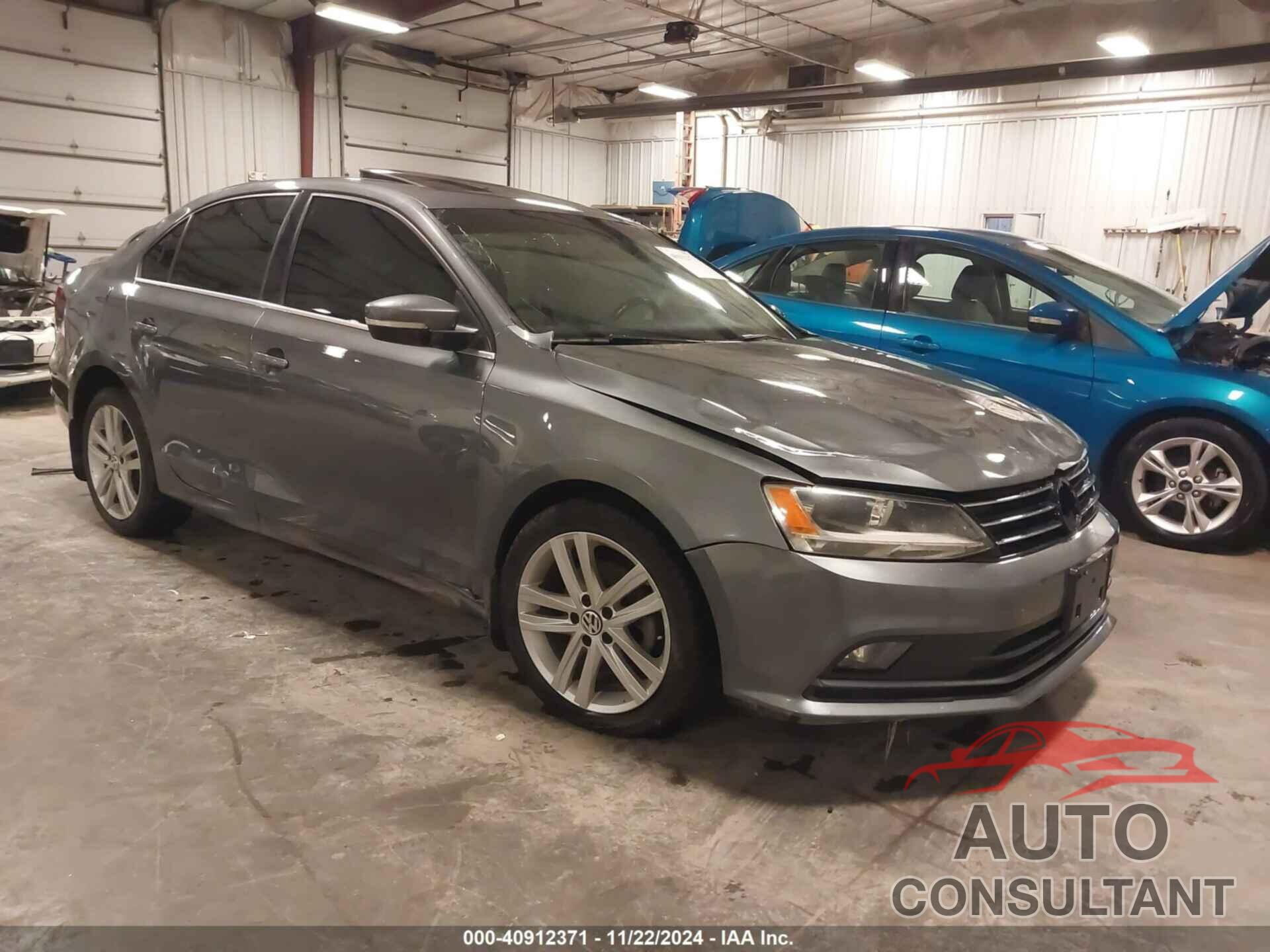 VOLKSWAGEN JETTA 2015 - 3VWLA7AJ3FM263595