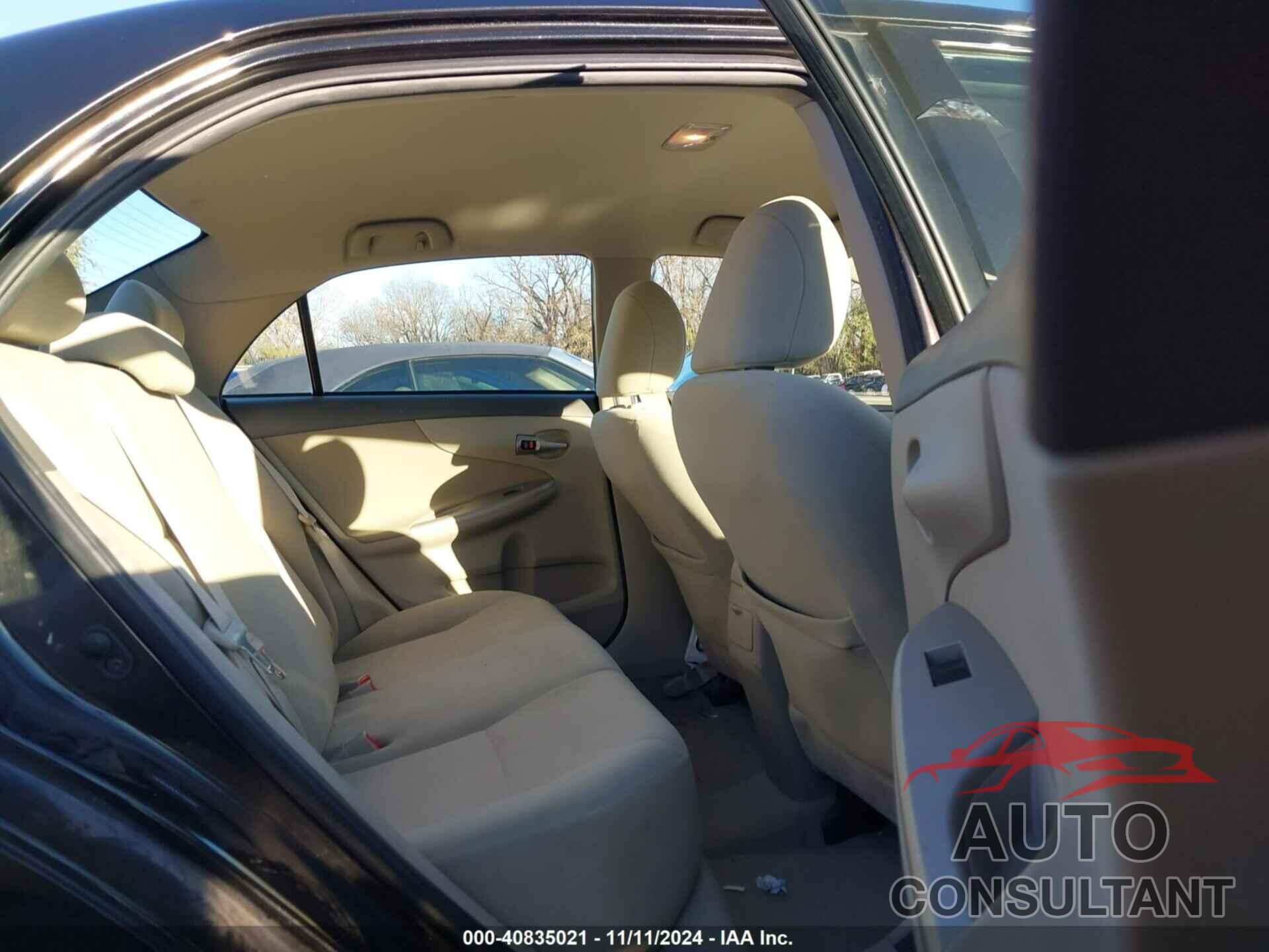 TOYOTA COROLLA 2010 - 1NXBU4EE3AZ260097