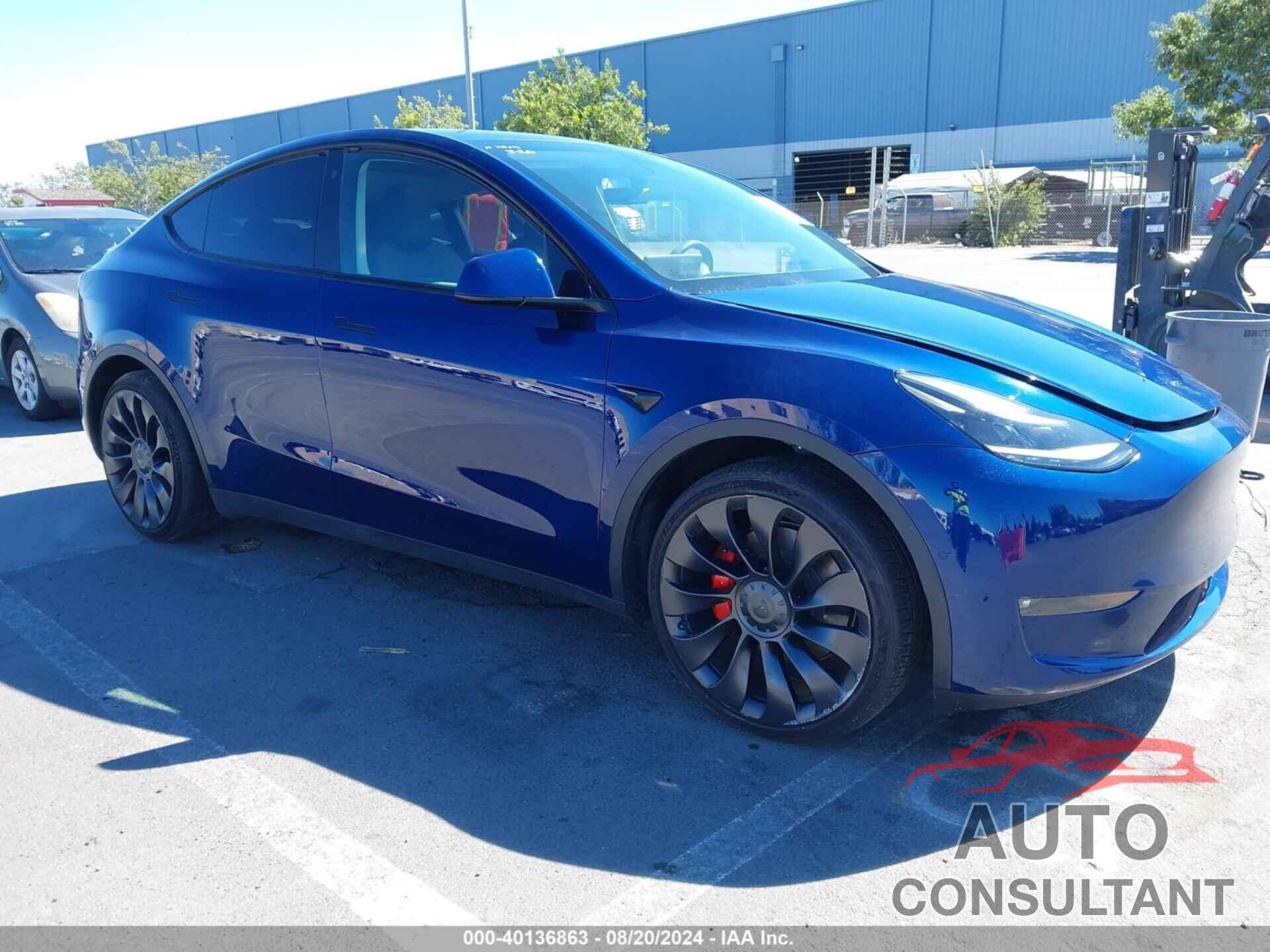 TESLA MODEL Y 2022 - 7SAYGDEF9NF553504