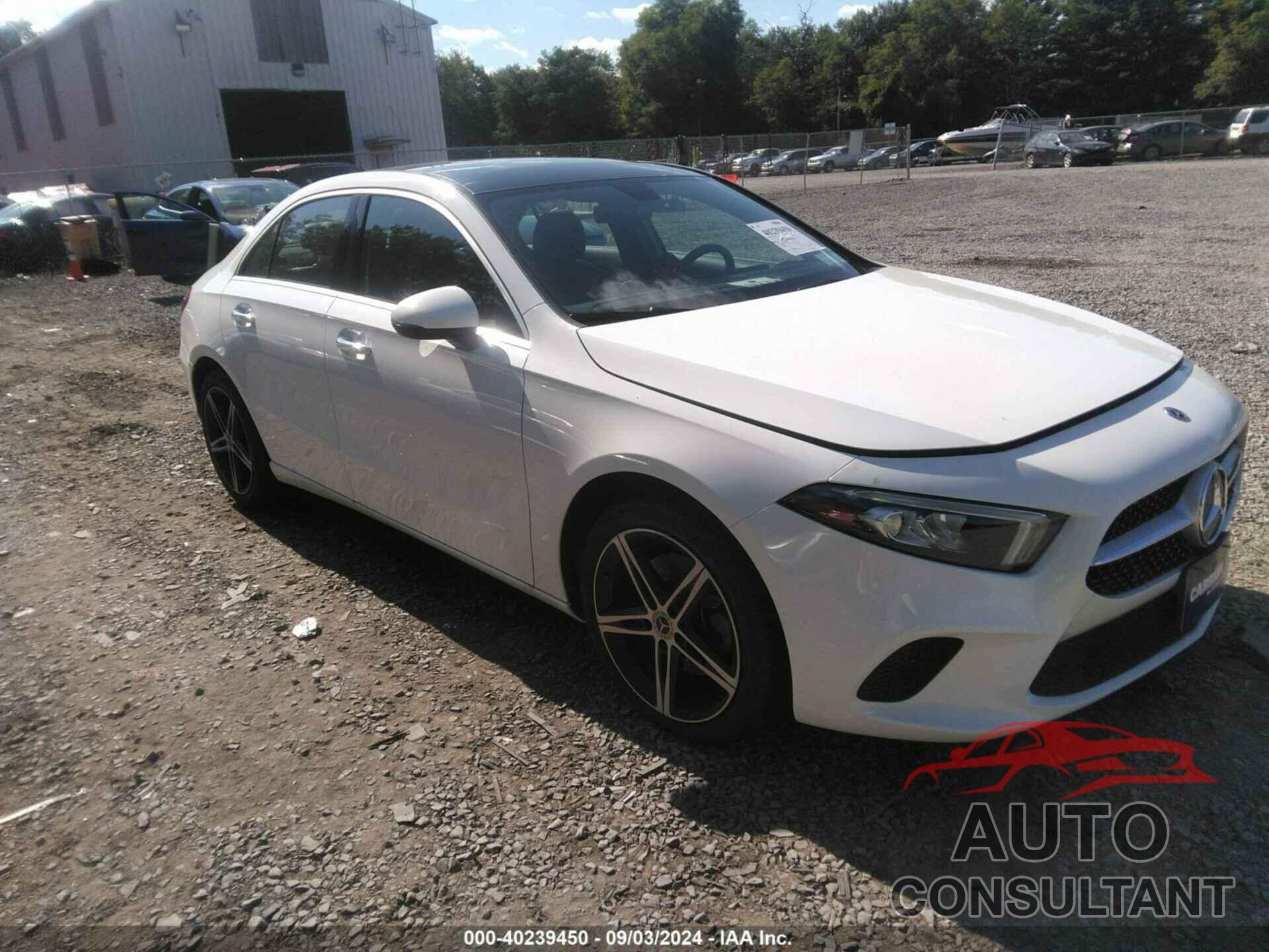 MERCEDES-BENZ A 220 2021 - W1K3G4FB0MJ286575