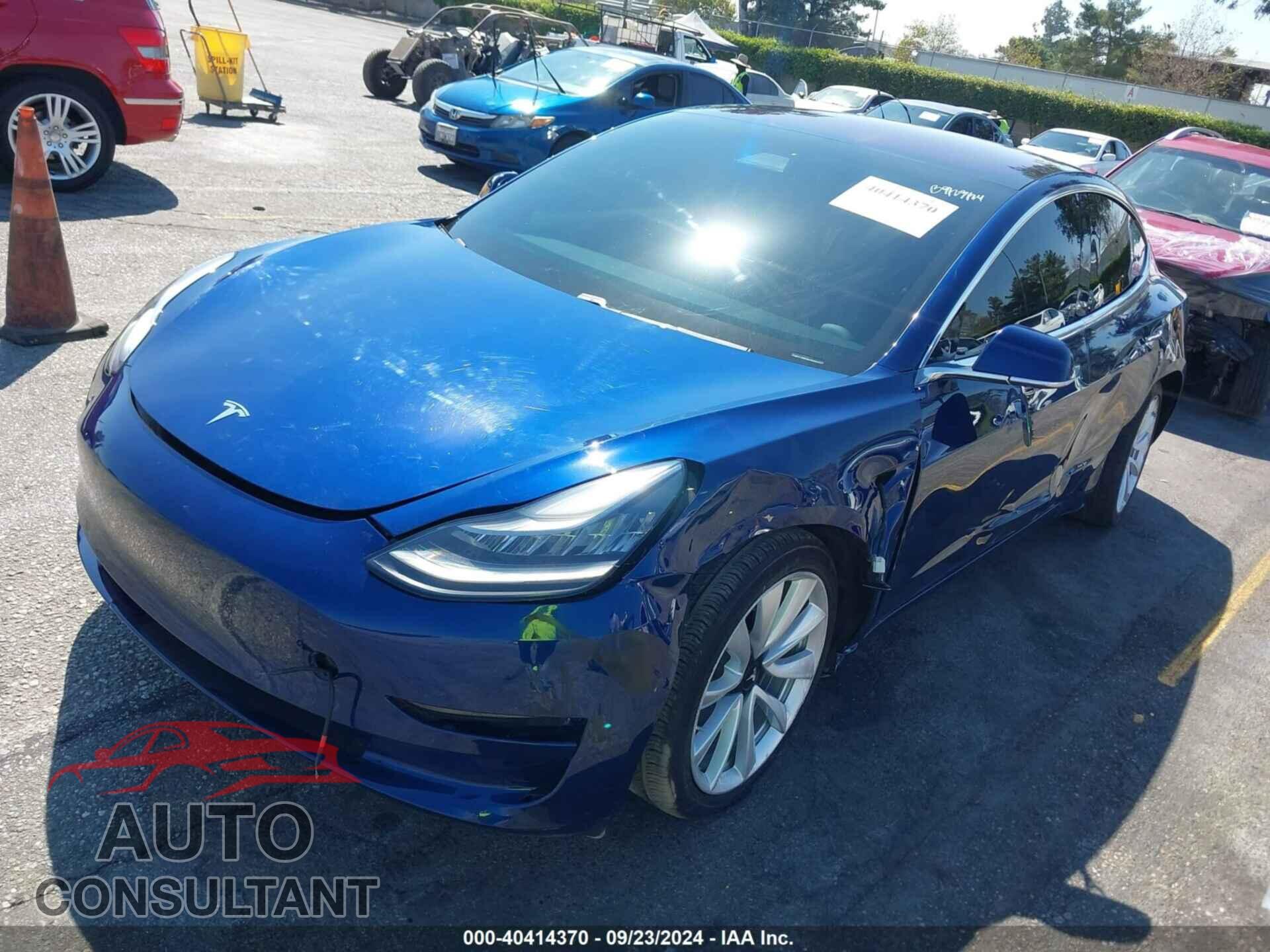 TESLA MODEL 3 2018 - 5YJ3E1EA5JF110194