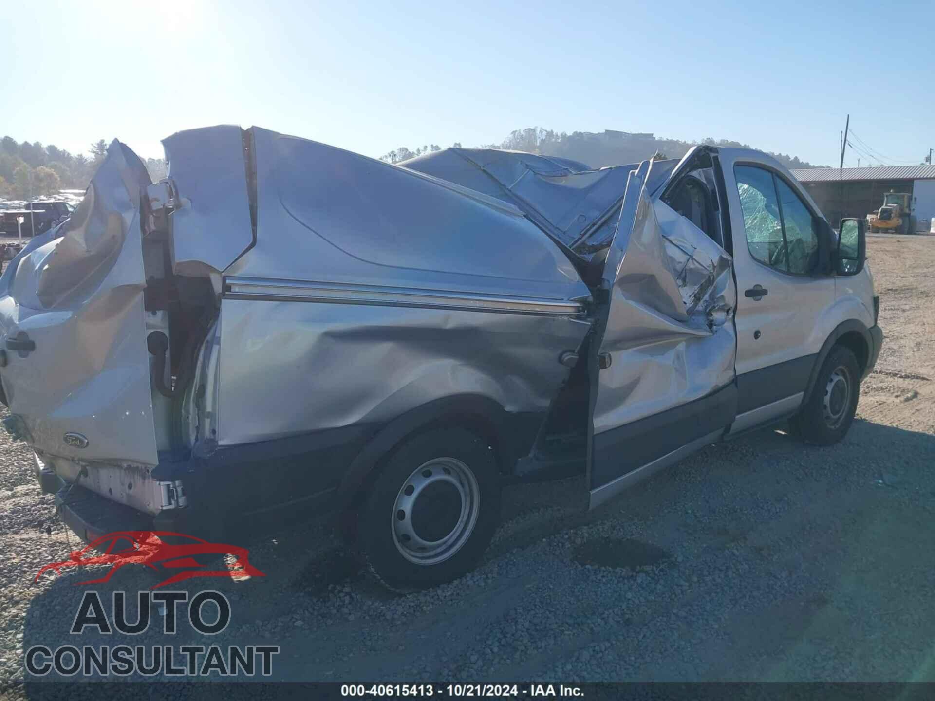 FORD TRANSIT-250 2019 - 1FTYR1YM5KKA04445