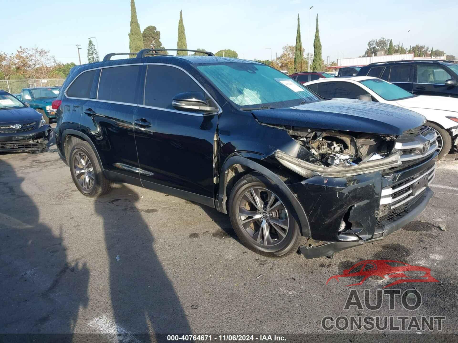 TOYOTA HIGHLANDER 2019 - 5TDZARFH5KS056067