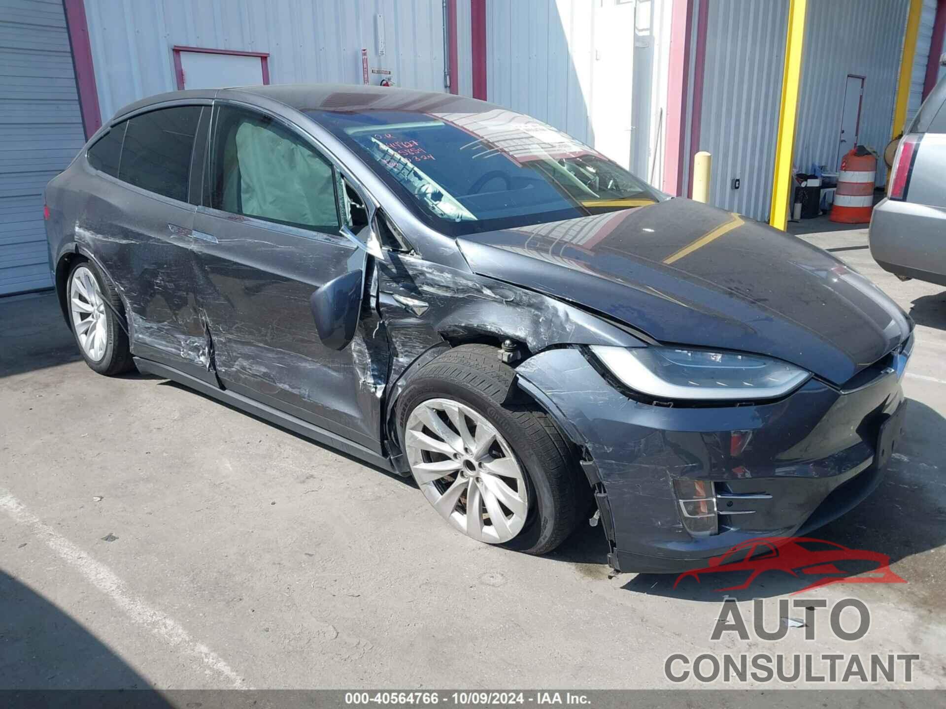 TESLA MODEL X 2017 - 5YJXCAE43HF055854