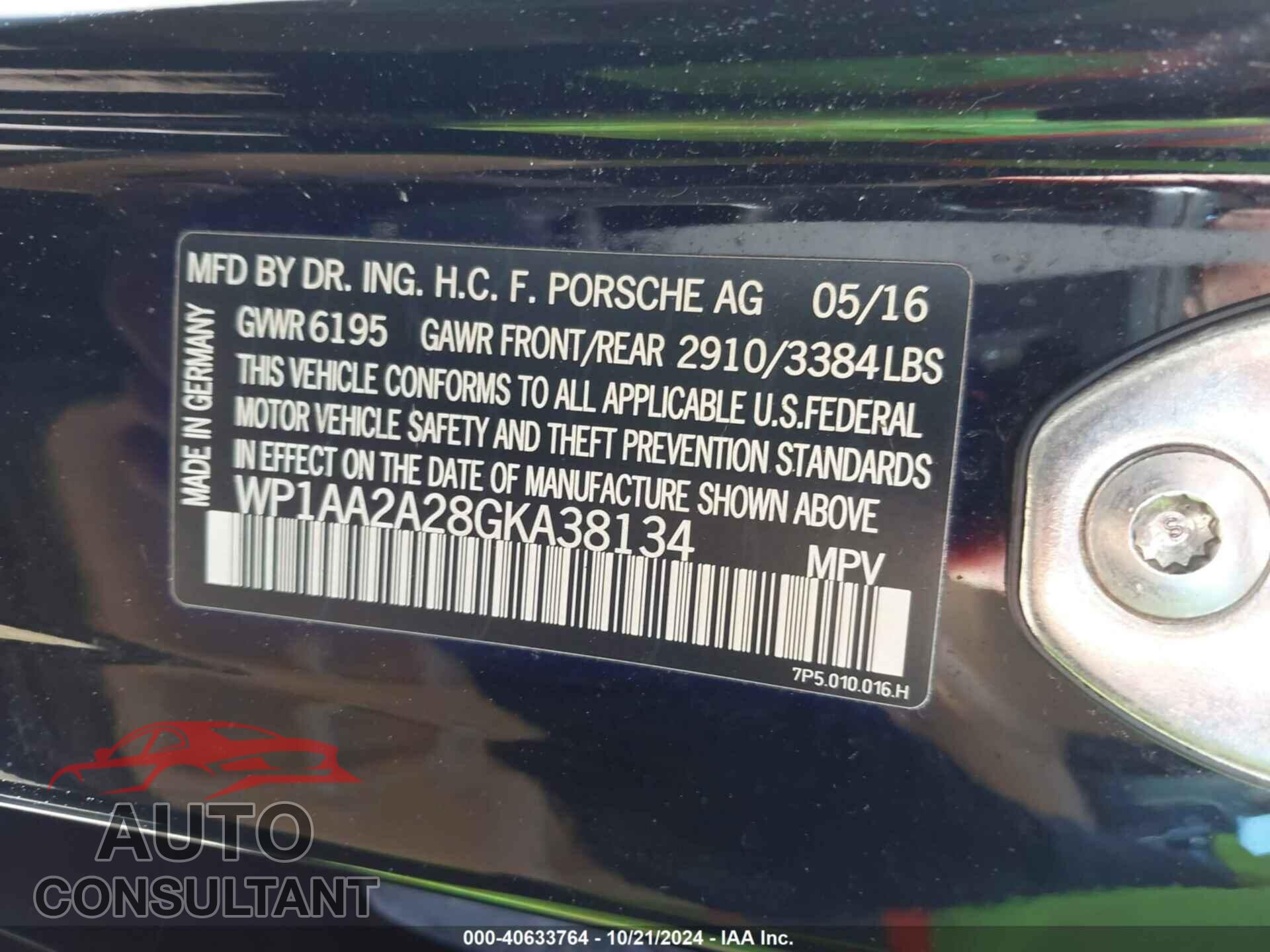 PORSCHE CAYENNE 2016 - WP1AA2A28GKA38134