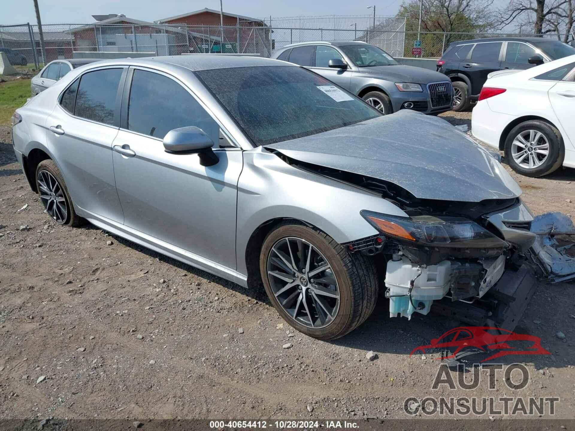 TOYOTA CAMRY 2021 - 4T1G11AK6MU598655