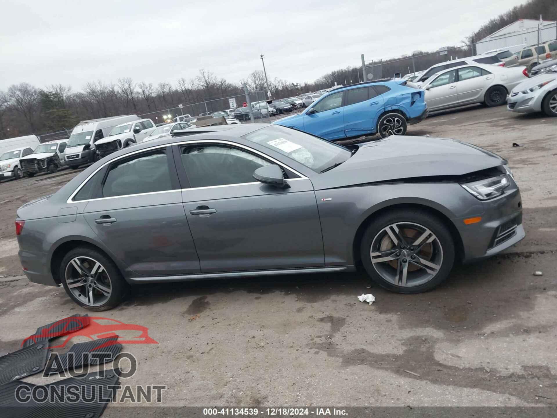 AUDI A4 2018 - WAUENAF48JA213875