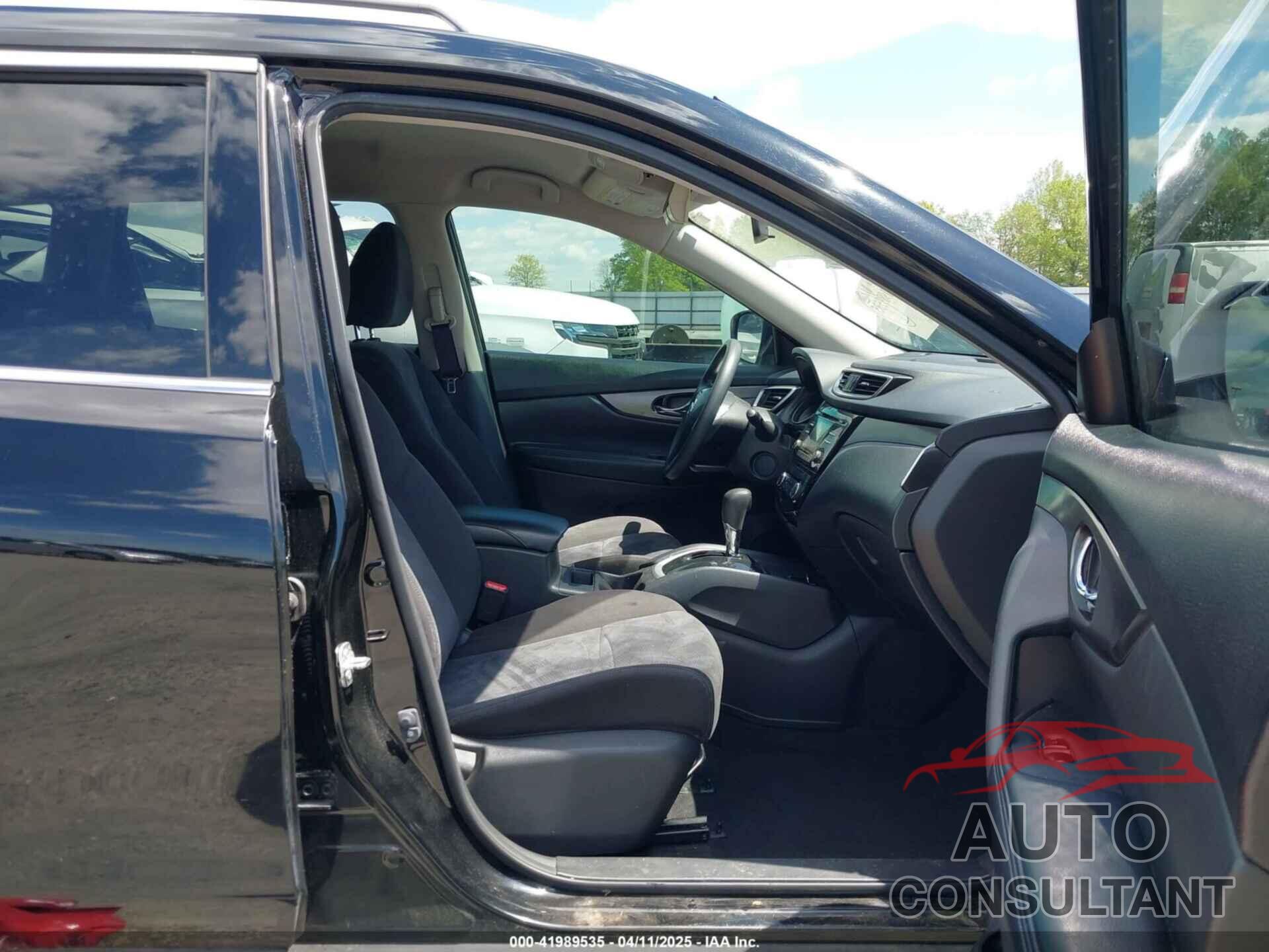 NISSAN ROGUE 2015 - KNMAT2MT9FP518748