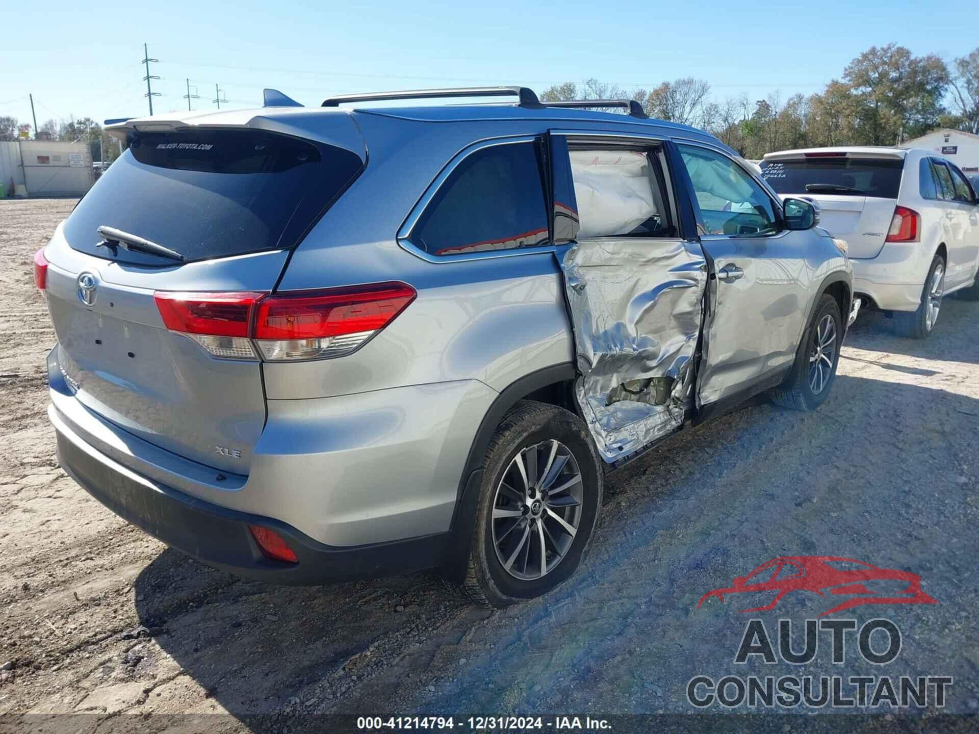 TOYOTA HIGHLANDER 2019 - 5TDKZRFH0KS570709